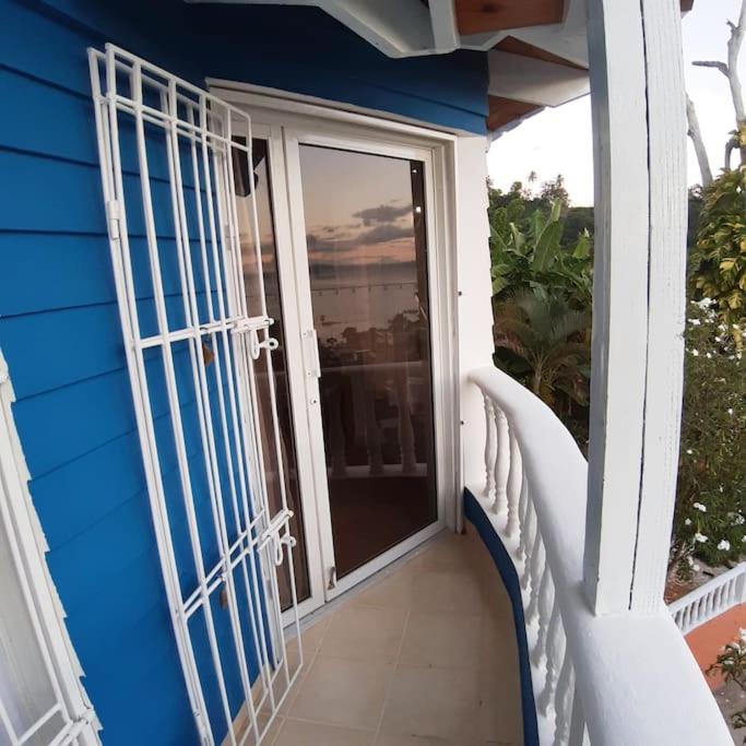 BLUE HOUSE OCEAN VIEW