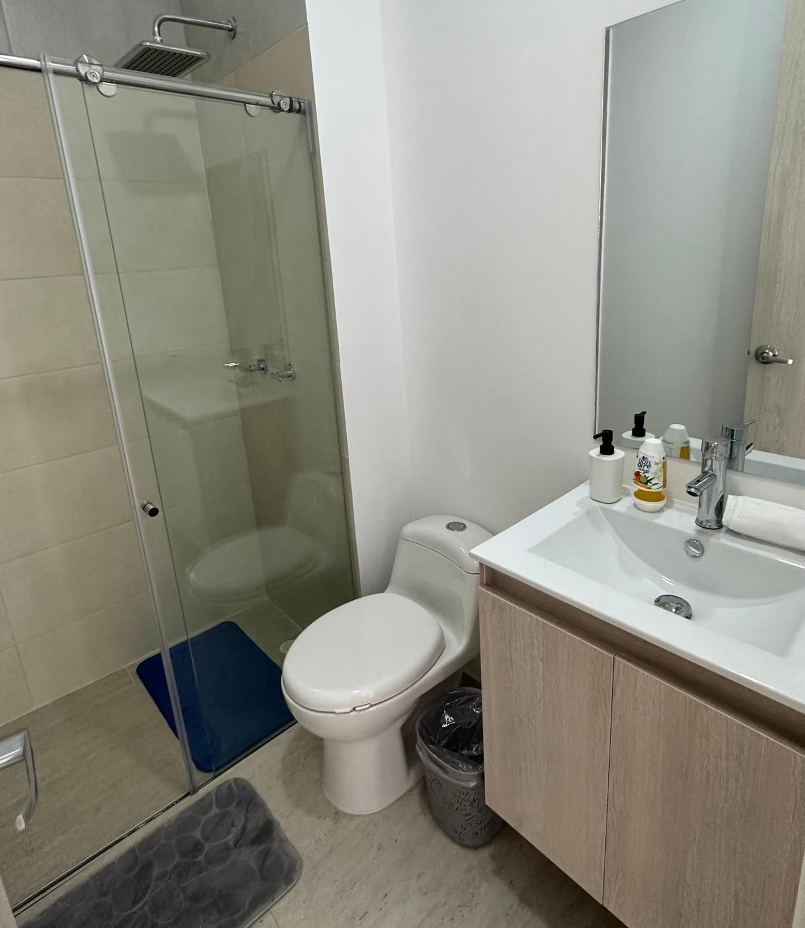 EXCLUSIVO APTO CON VISTA Y FRENTE AL MAR
