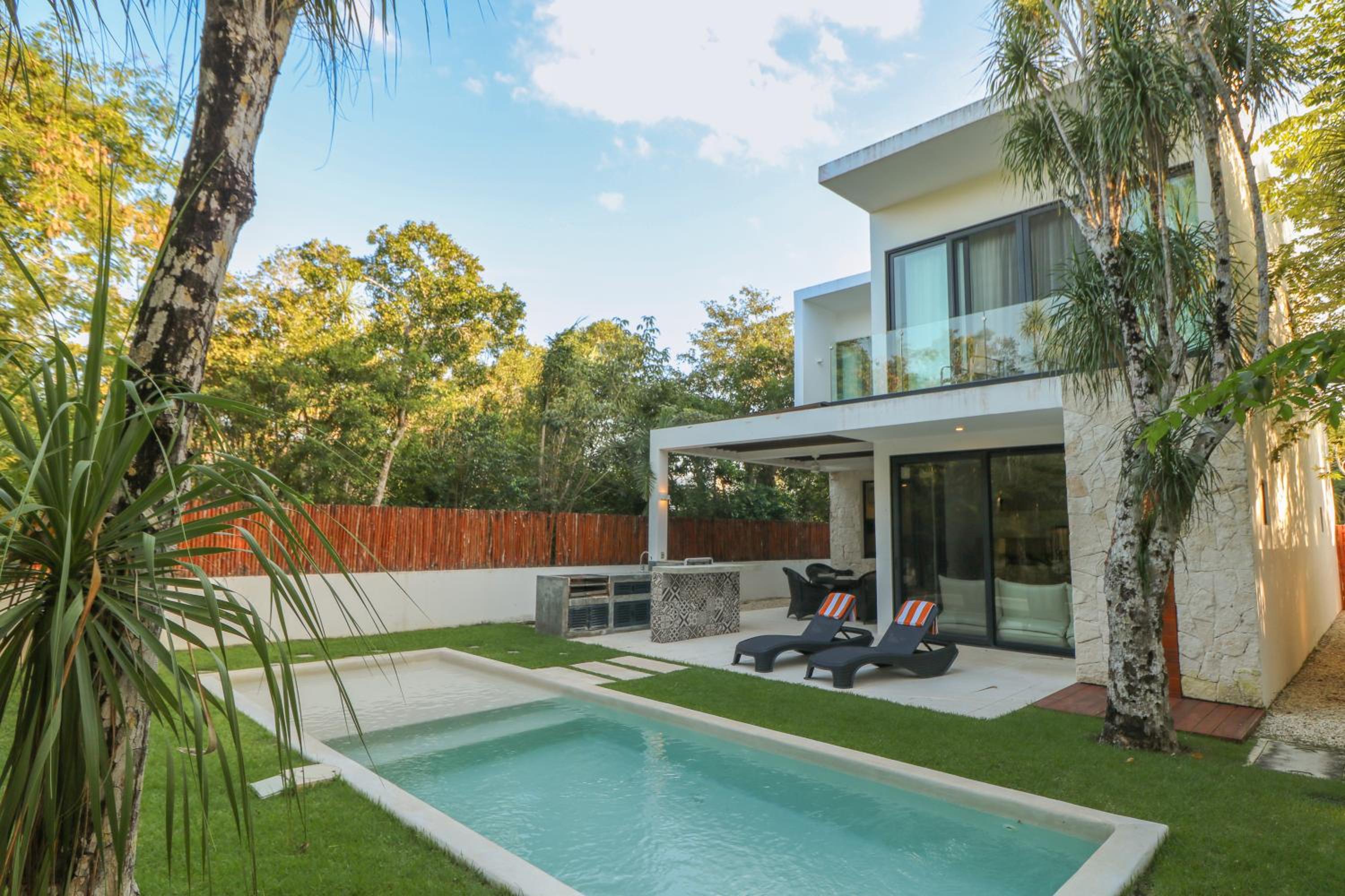 Villa Familiar con Alberca Privada en Tulum Country Club Riviera Maya view 2