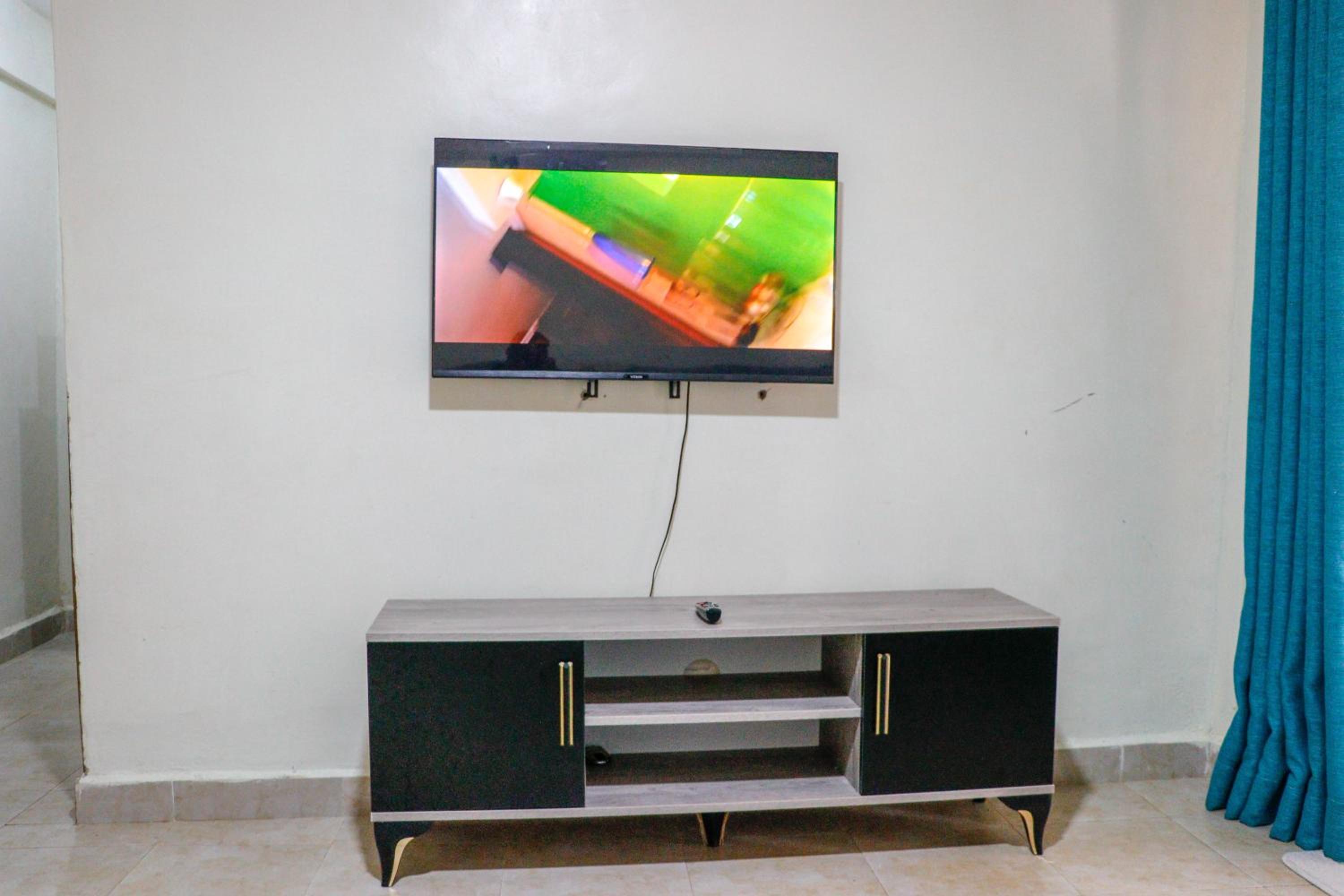 J&J luxury homes view 4