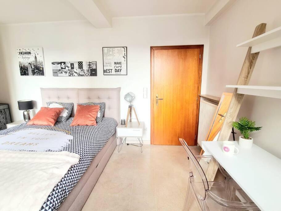 New 1 bedroom Flat in City Center - GAR68 view 2