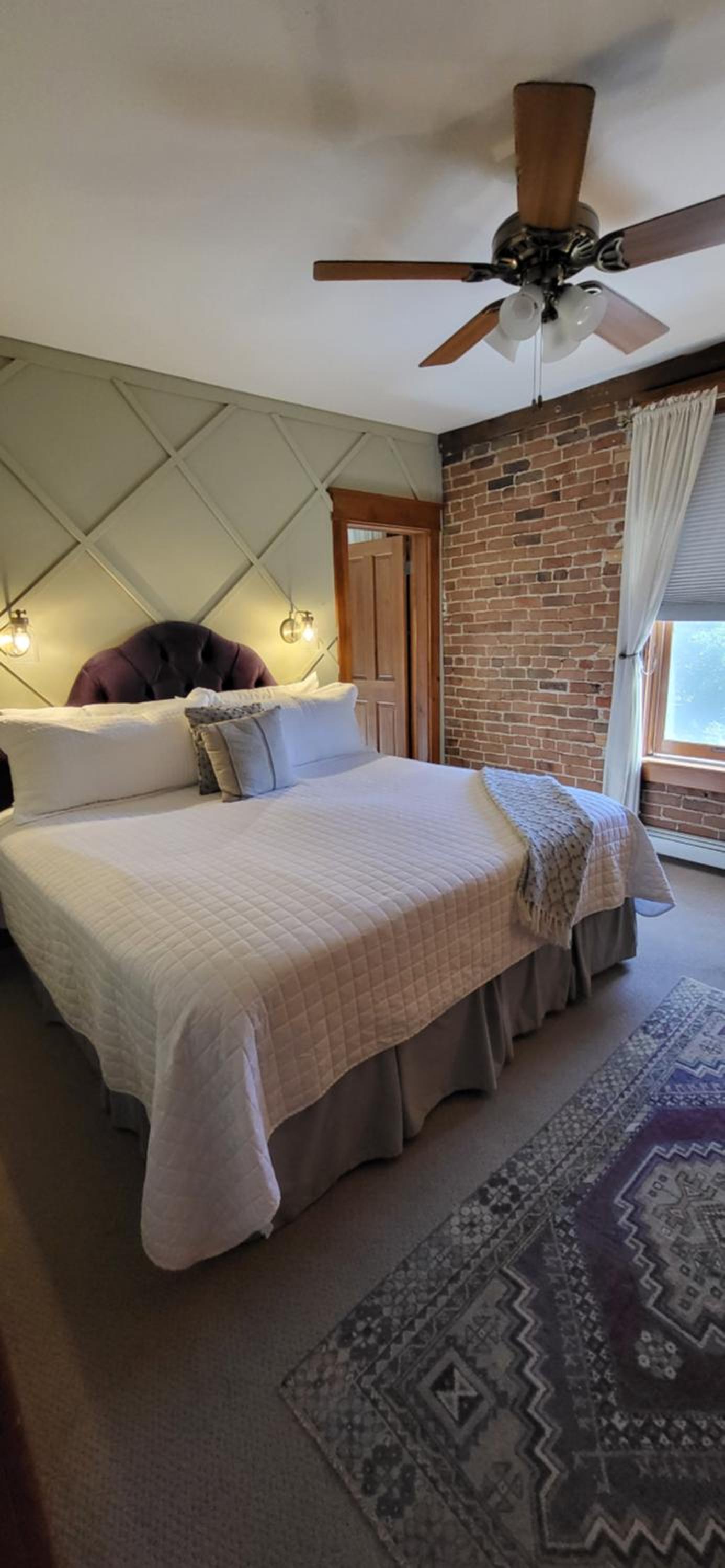 Bross Hotel B & B