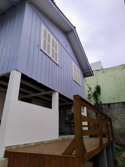 Romântica Casa Lilás