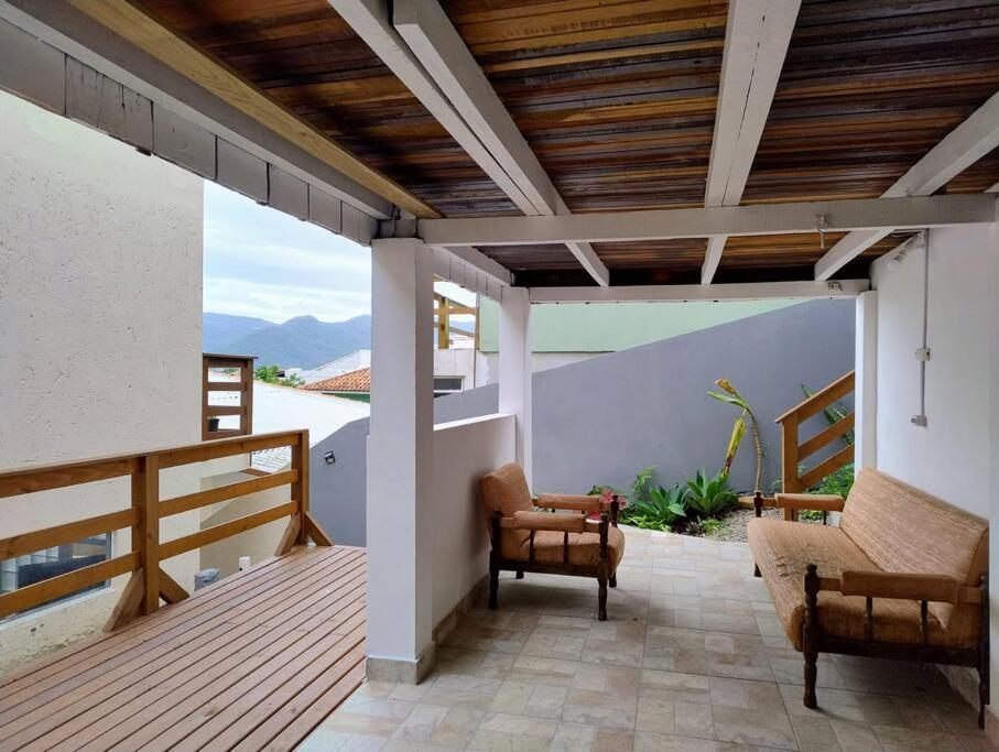 Romântica Casa Lilás