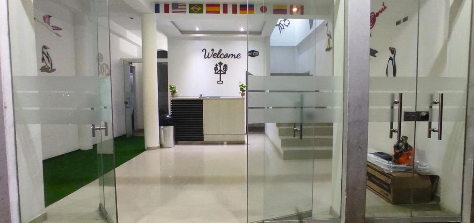 HOSPEDAJE LINDA LIRIO