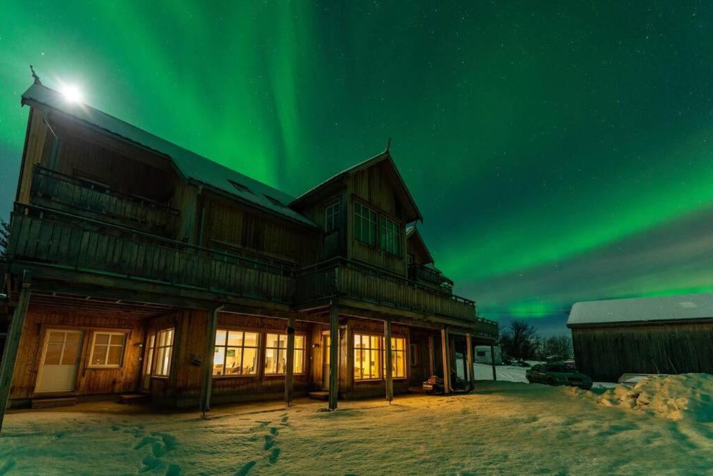 Secluded northern light apartment with great view! view 4