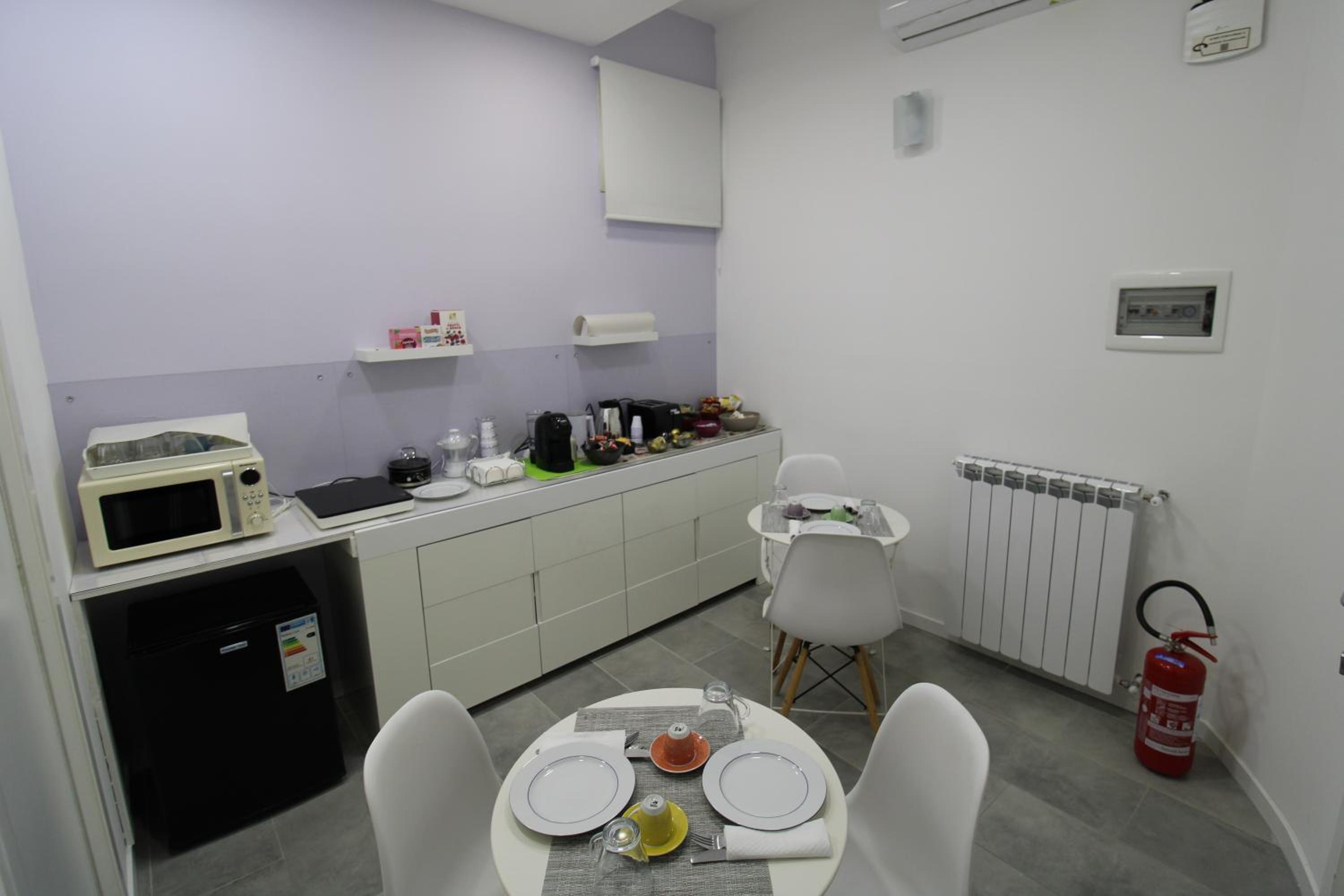 Ri.Mo's Rent Room