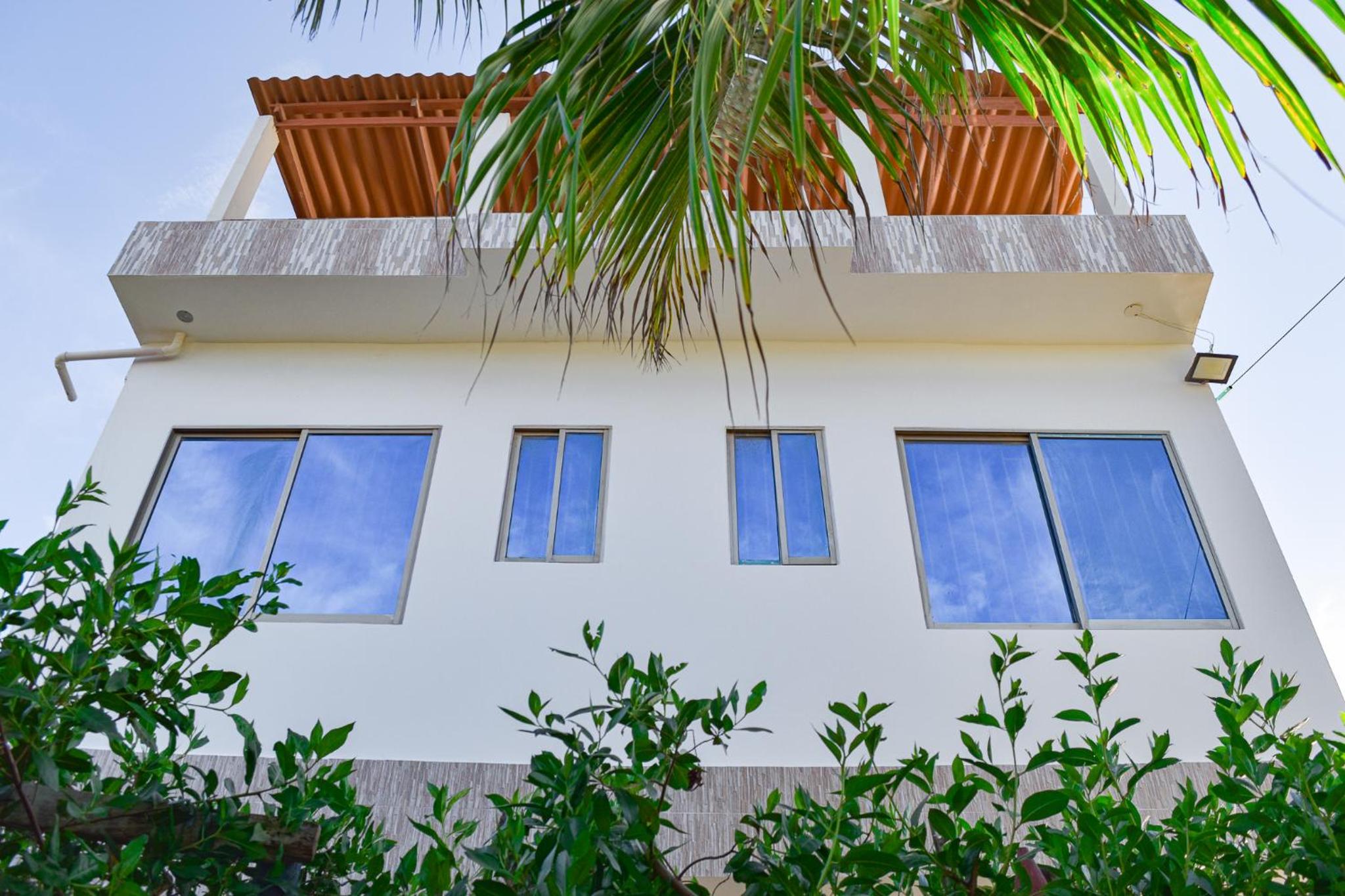 Montegezirim Beach House