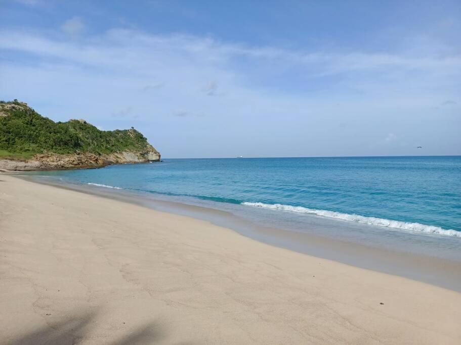 Comfy house on a hidden beach