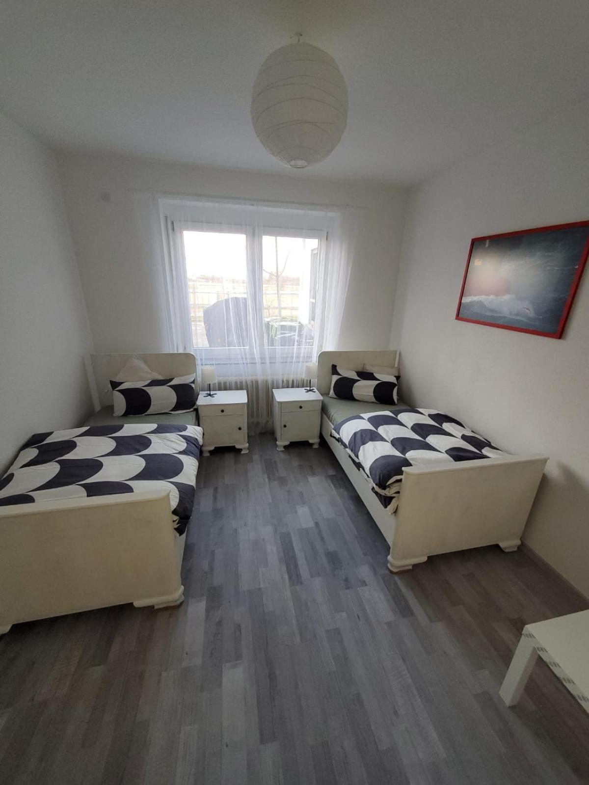 Große 3 Zi Wohnung auf der Pferde Farm