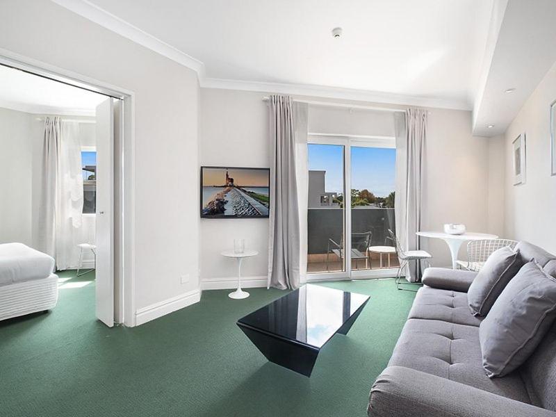 Sydney Airport Suites