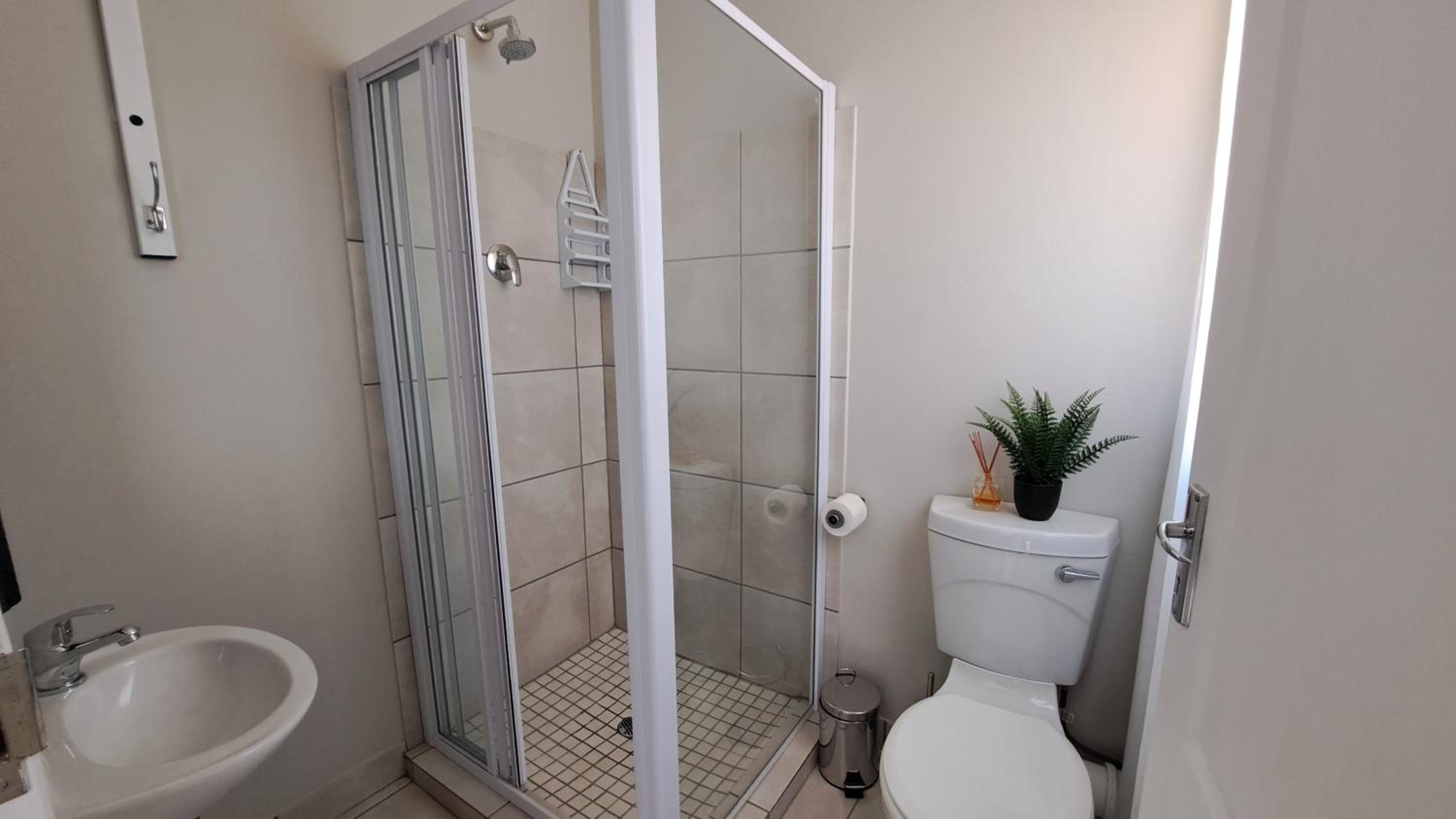Chrisserus Guest Rooms view 2