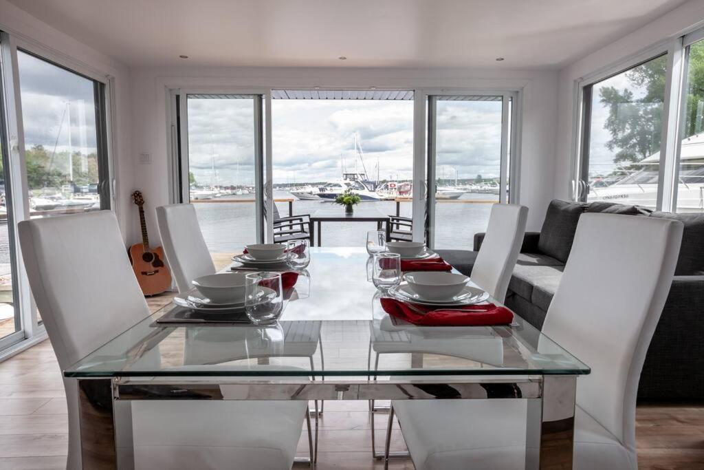 Yacht Club de Trois-Rivières 2 - Maison flottante