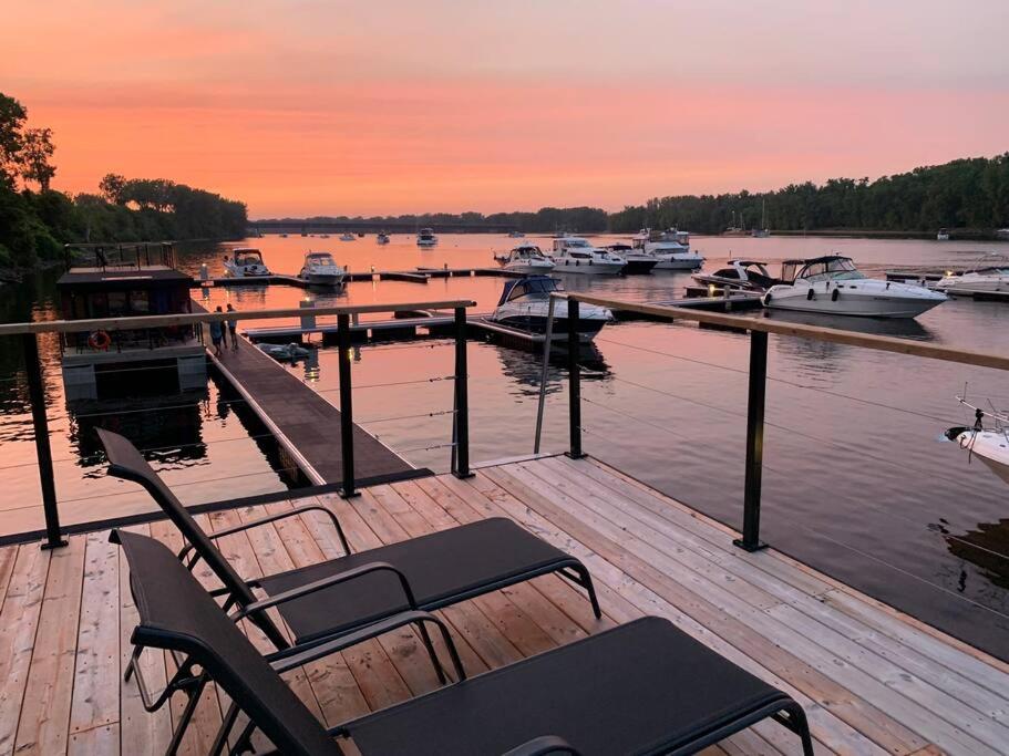 Yacht Club de Trois-Rivières 2 - Maison flottante
