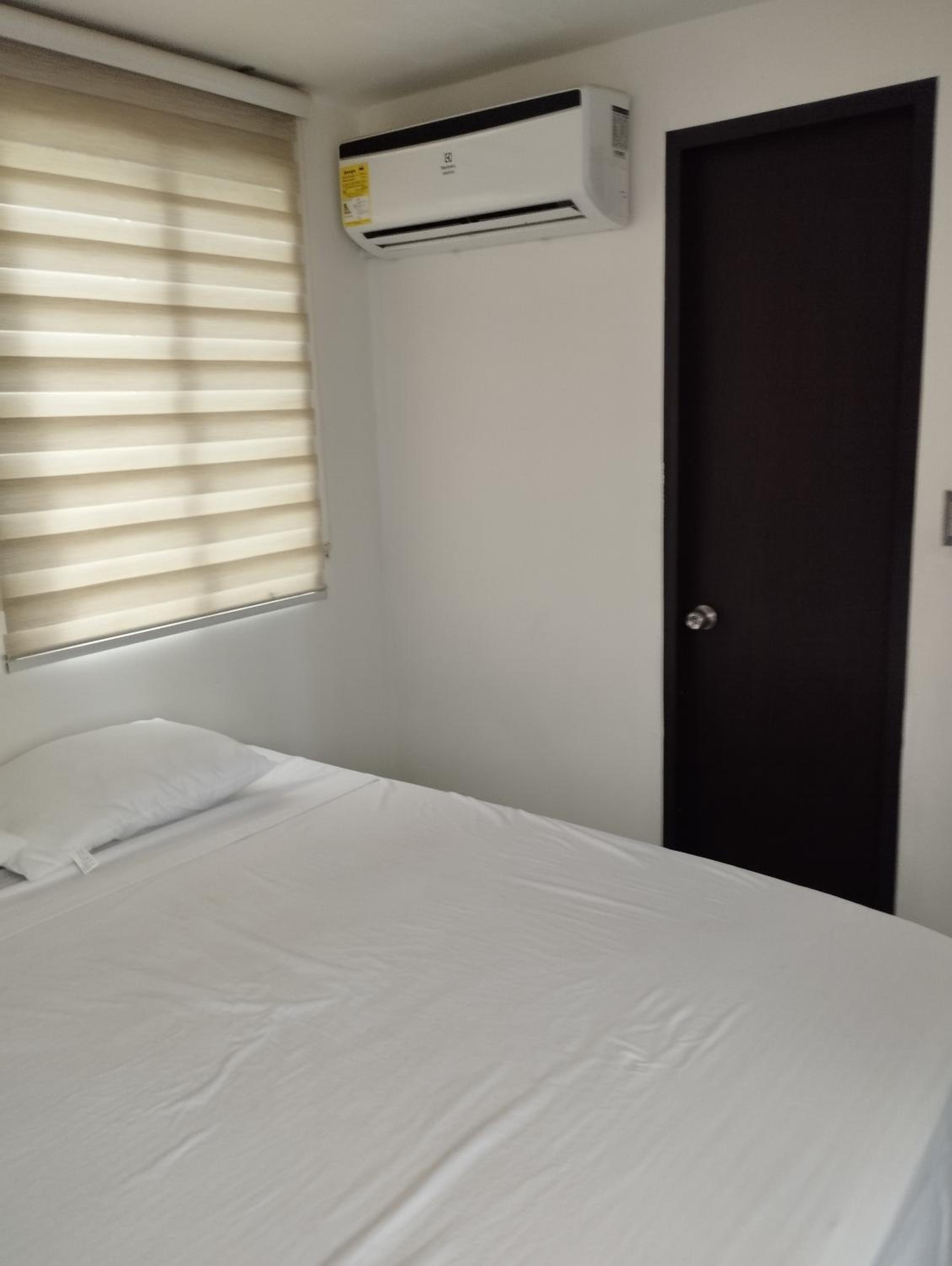 apartamento cerca al aeropuerto parqueadero privado conjunto cerrado bilbao