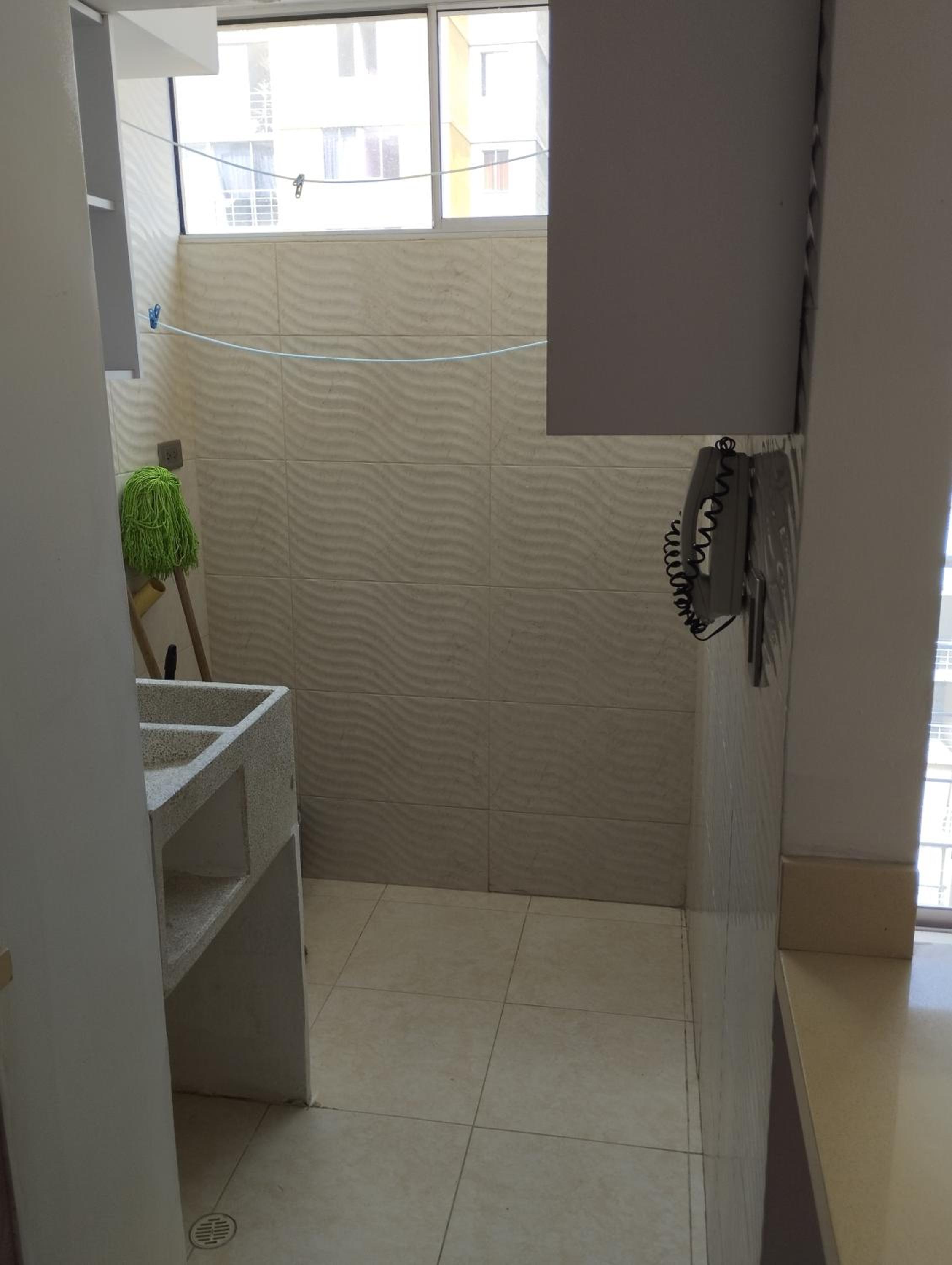 apartamento cerca al aeropuerto parqueadero privado conjunto cerrado bilbao