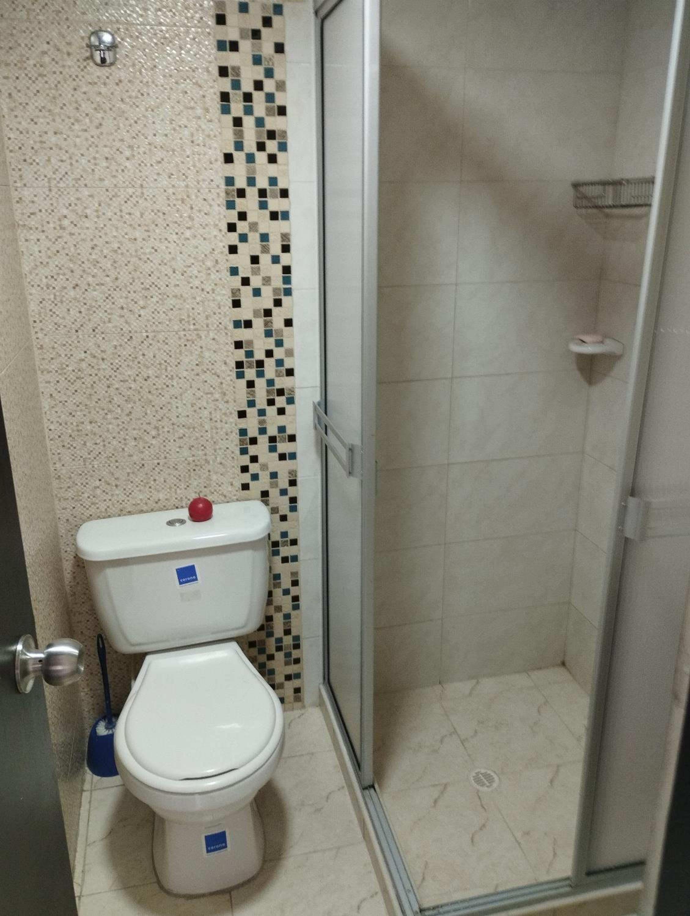 apartamento cerca al aeropuerto parqueadero privado conjunto cerrado bilbao