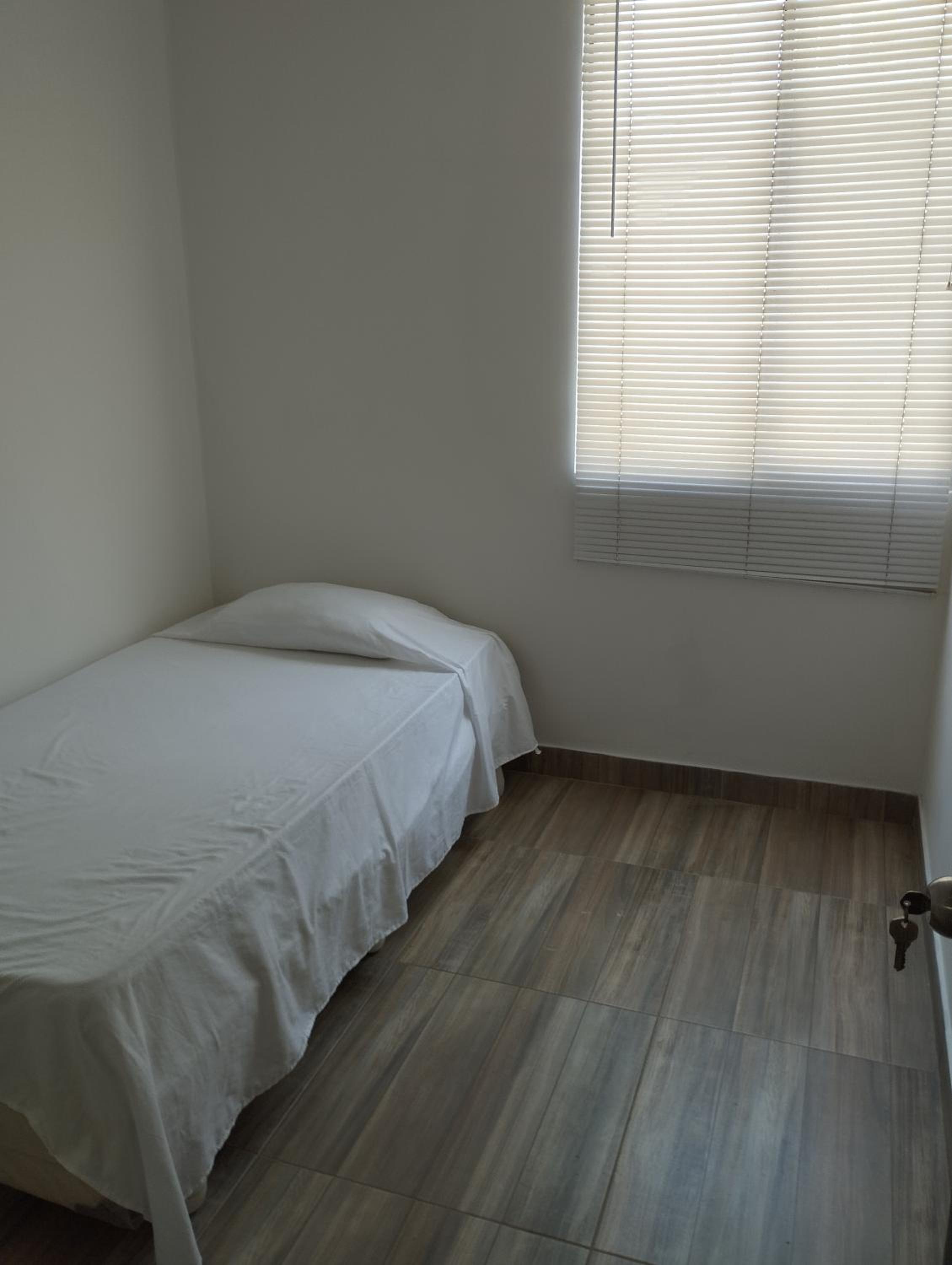 apartamento cerca al aeropuerto parqueadero privado conjunto cerrado bilbao