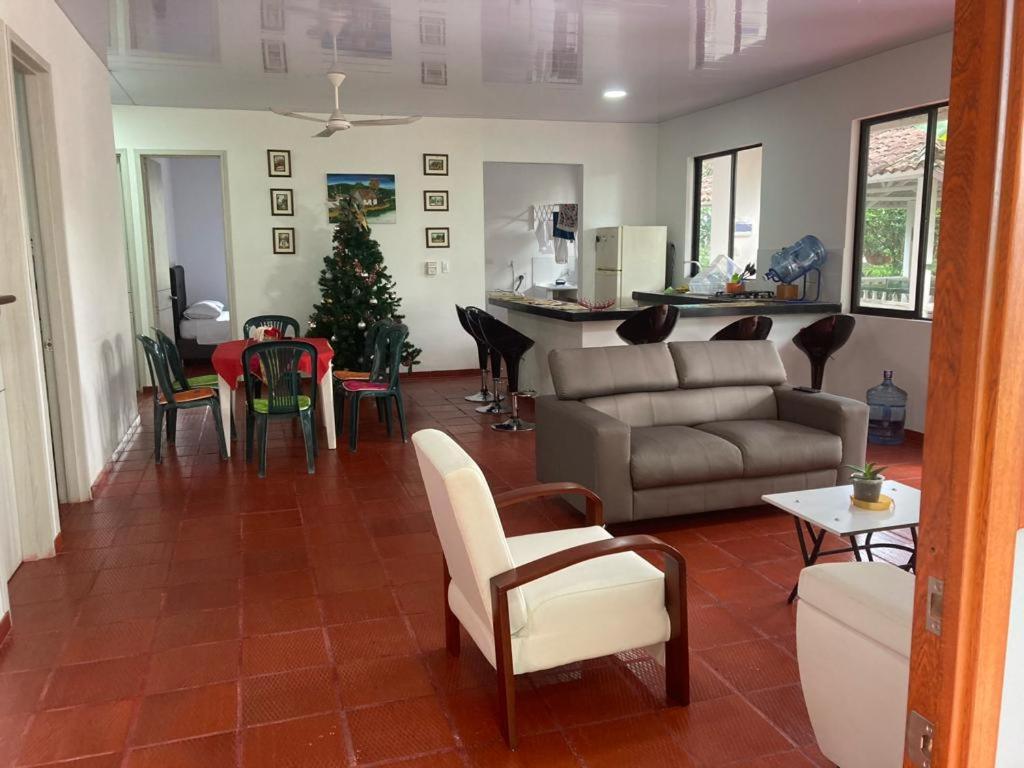 Casa finca La alegría - casa el Recreo