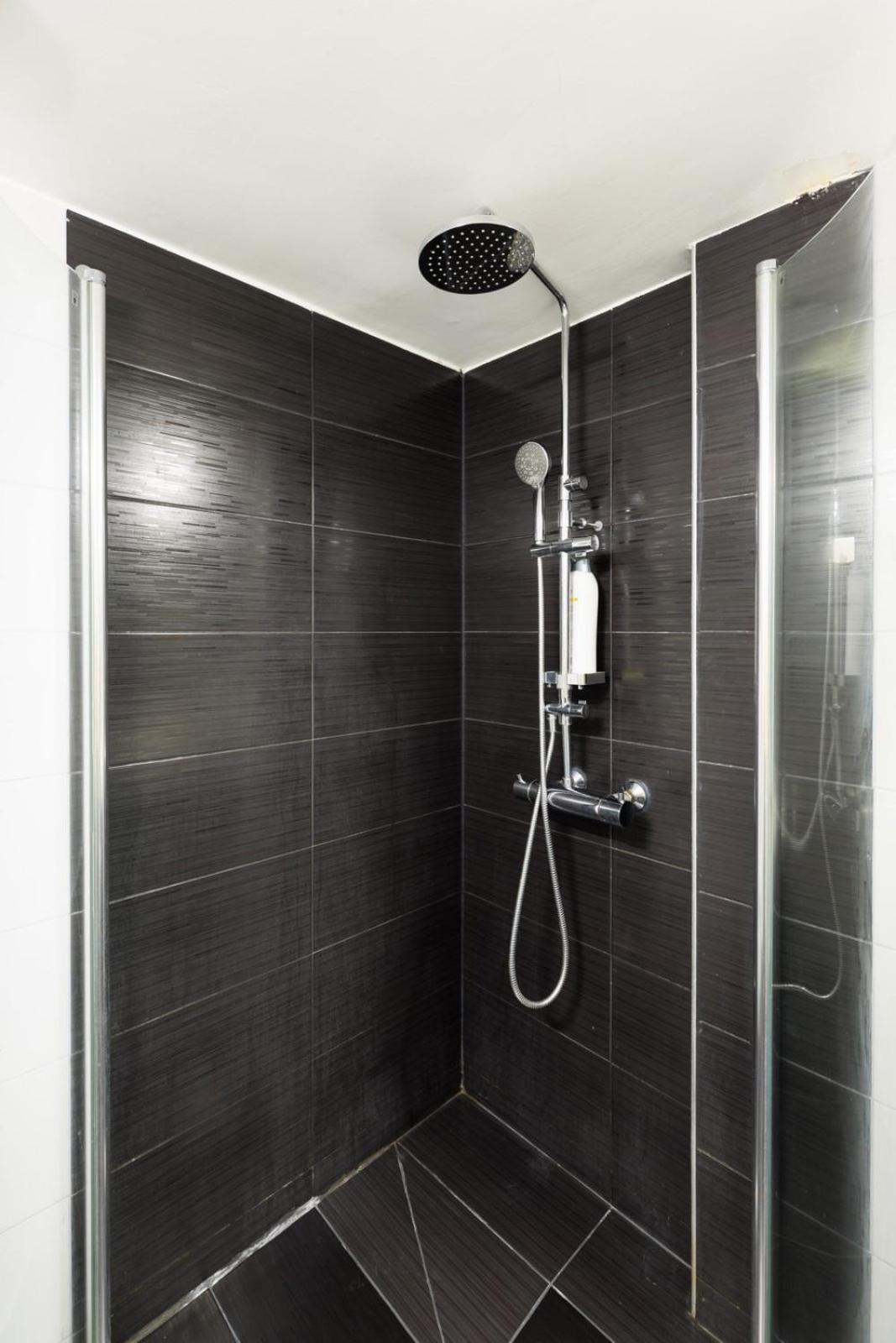 Aiolos luxury metro Acropolis suite 7 near museum of modern art