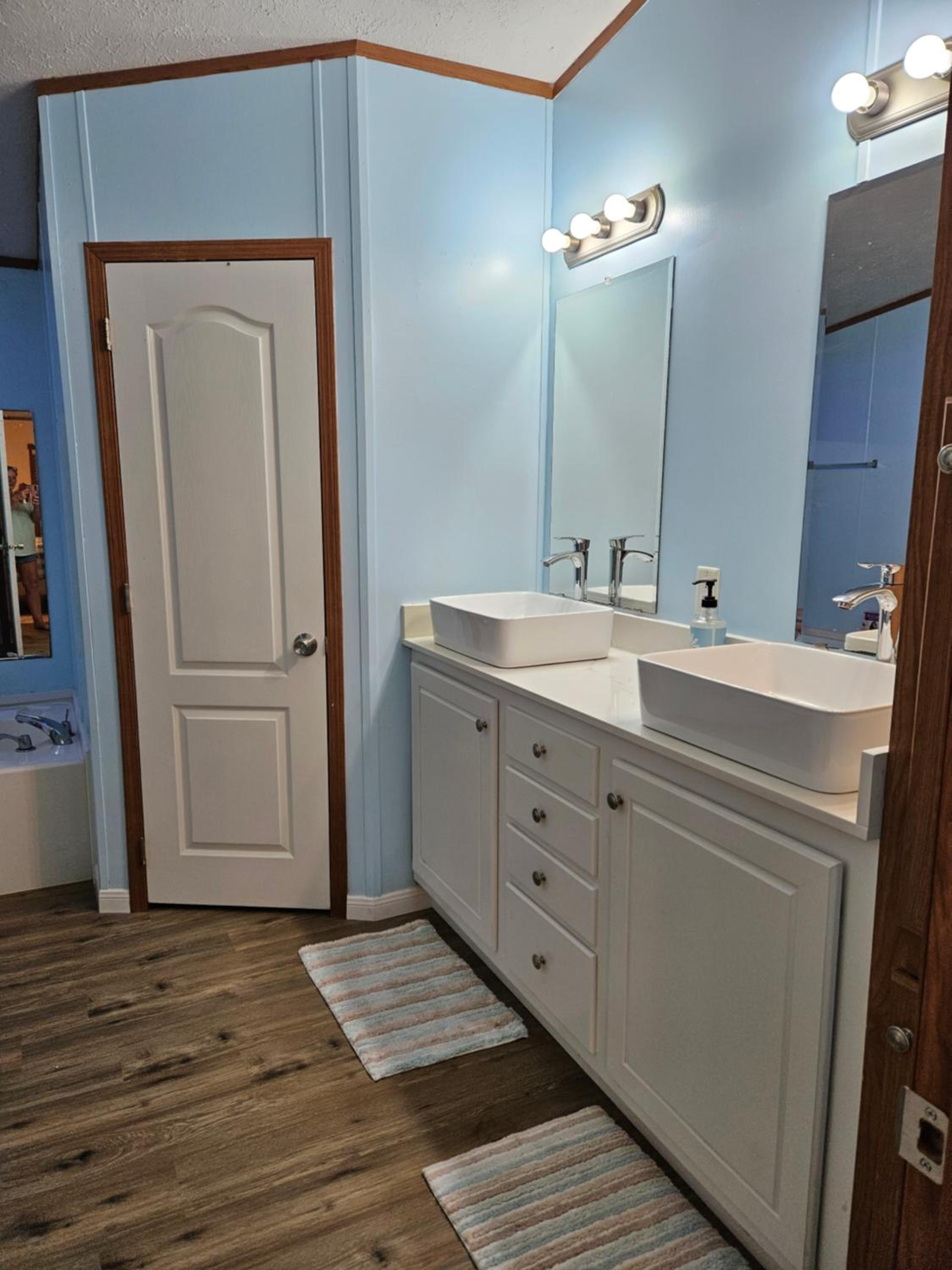Camp Joy Lake House, Caldwell, TX sleeps 10 view 4