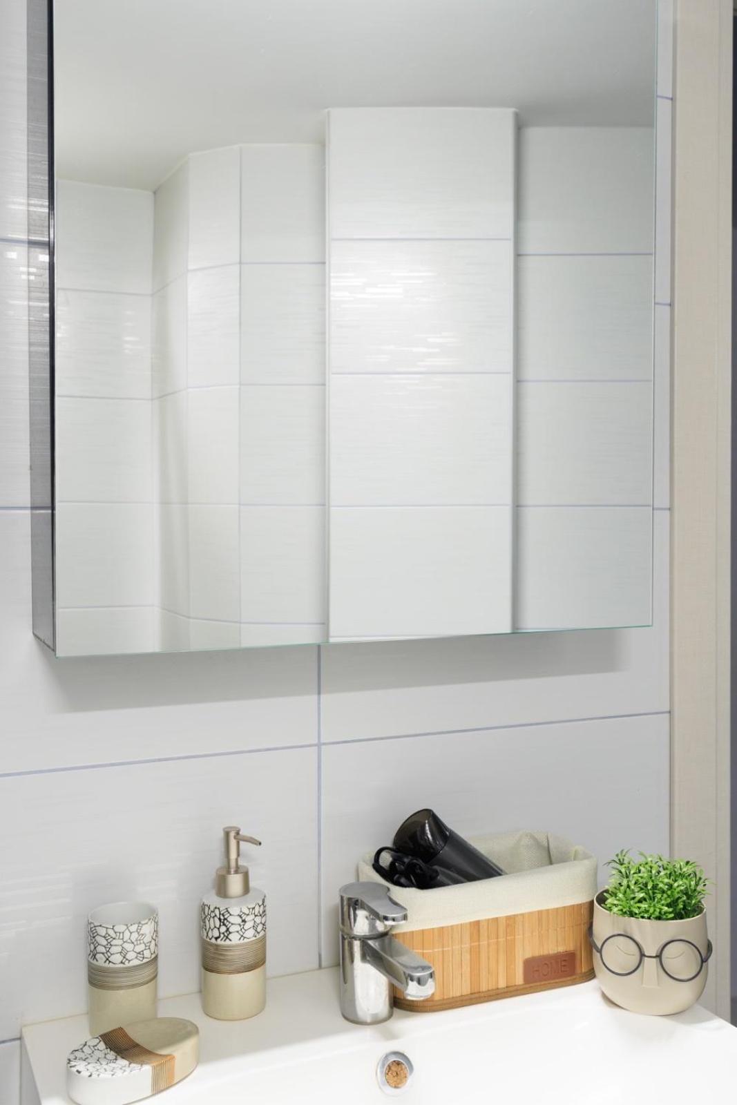Aiolos luxury metro Acropolis suite 7 near museum of modern art