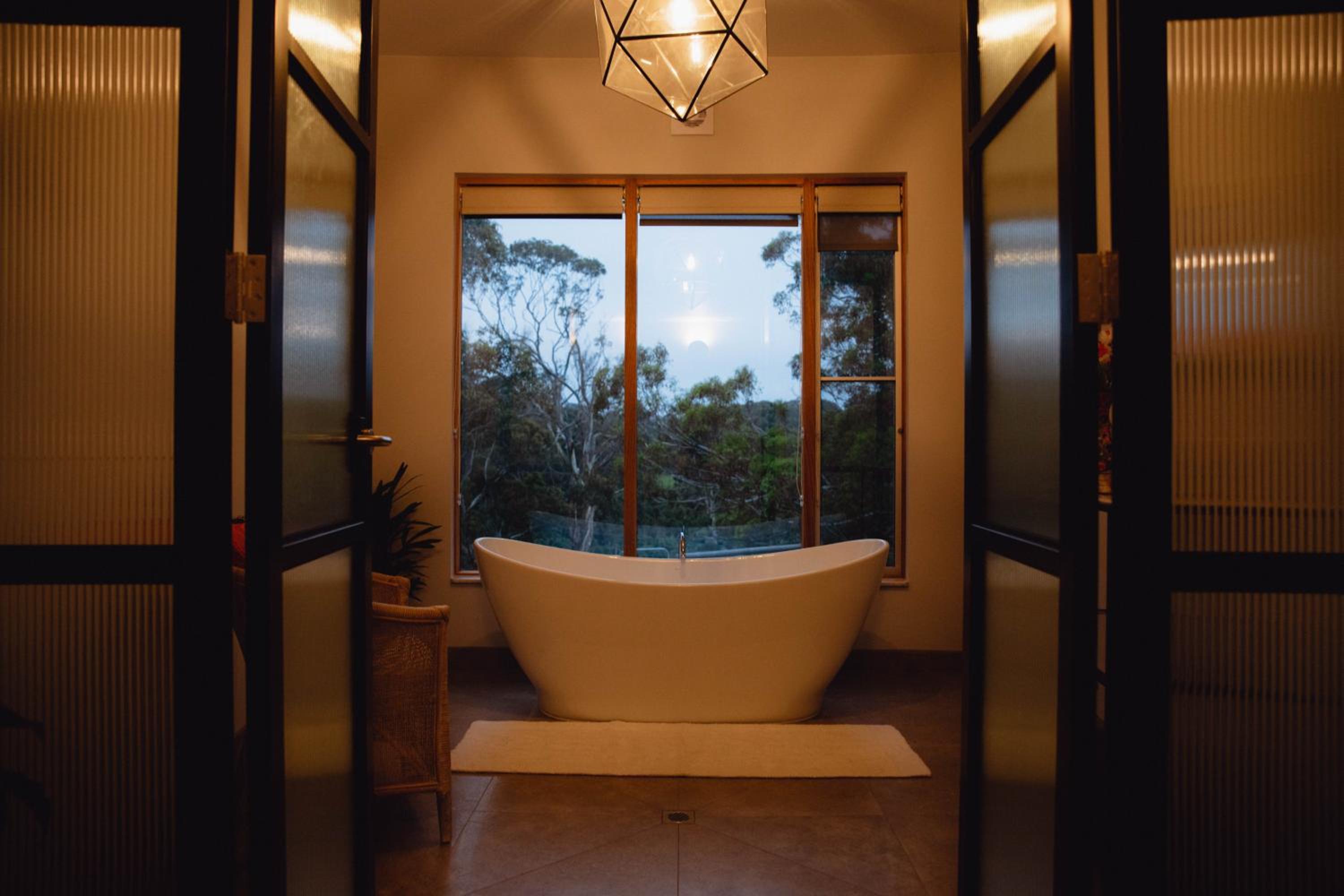 Teulu House - Luxury Retreat in Nungurner