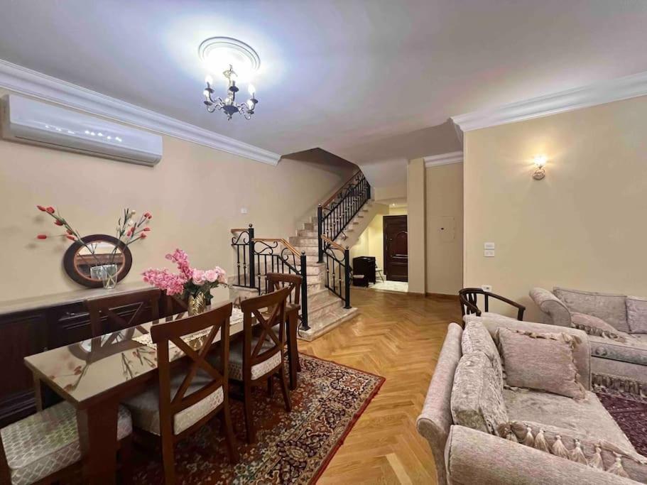 Elegant Villa in Sheikh Zayed City, Egypt - Families Only view 5