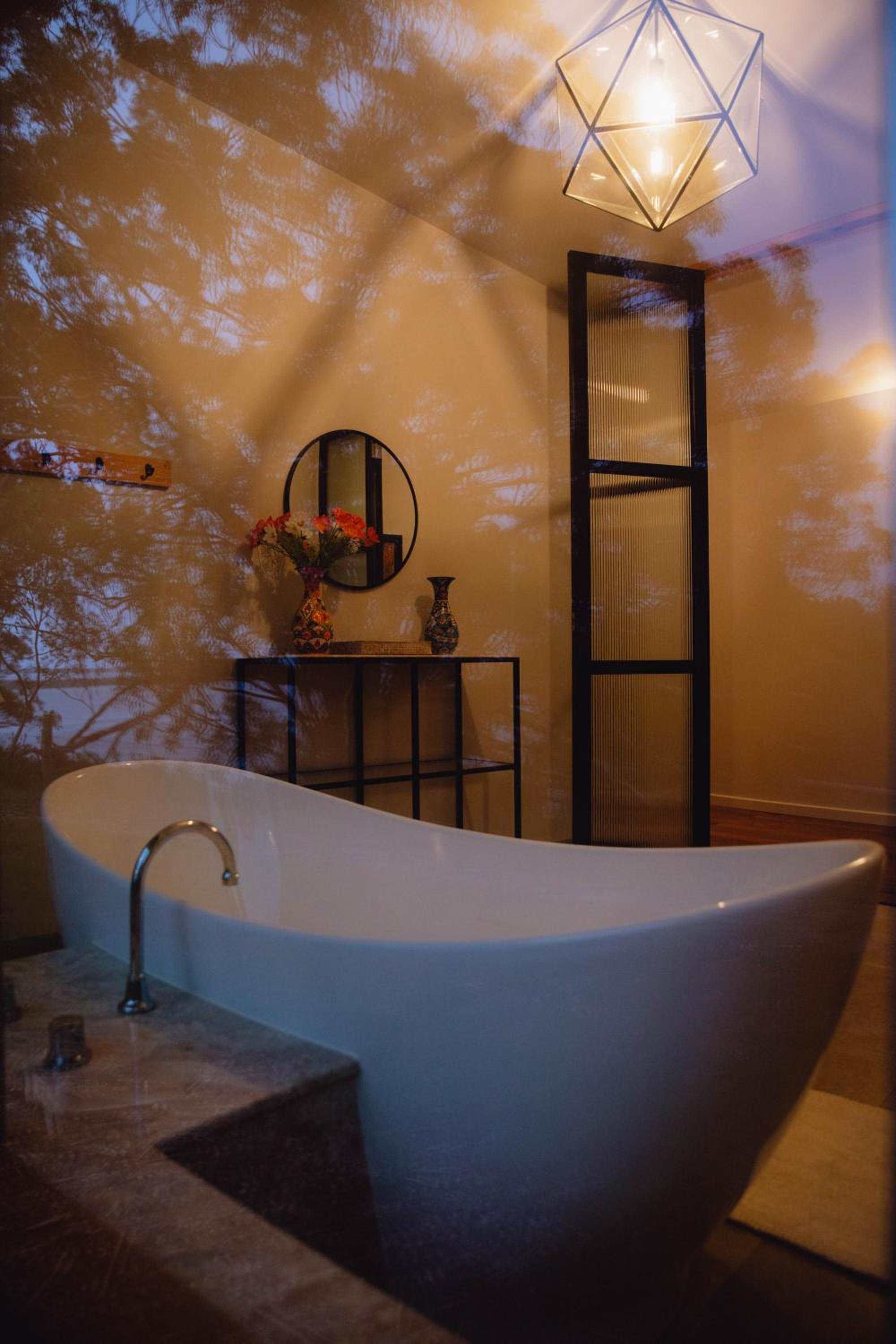 Teulu House - Luxury Retreat in Nungurner