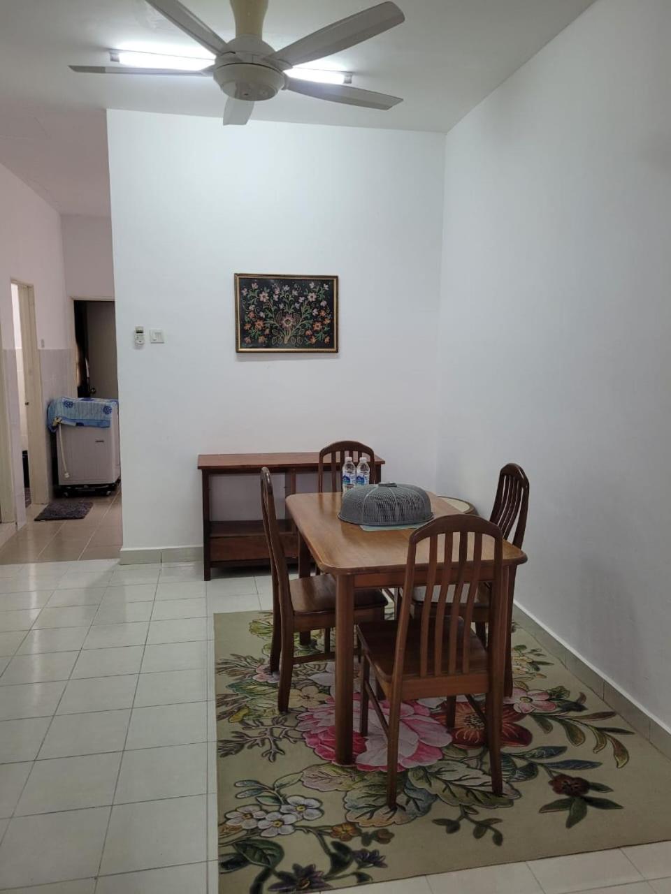 Che Ta Homestay for musliim only