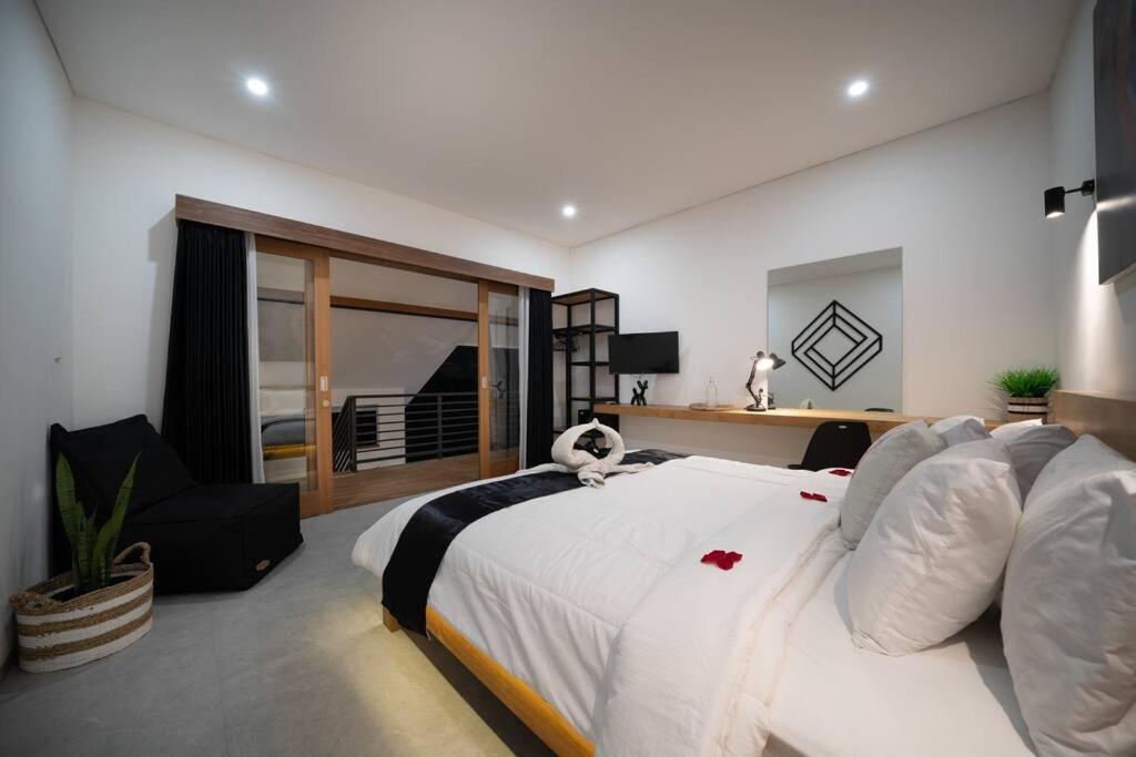 Astaga Villa 1 Canggu view 4