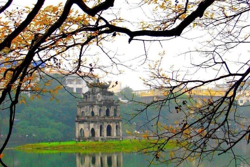 Old Quarter Autumn To Tich Ha Noi