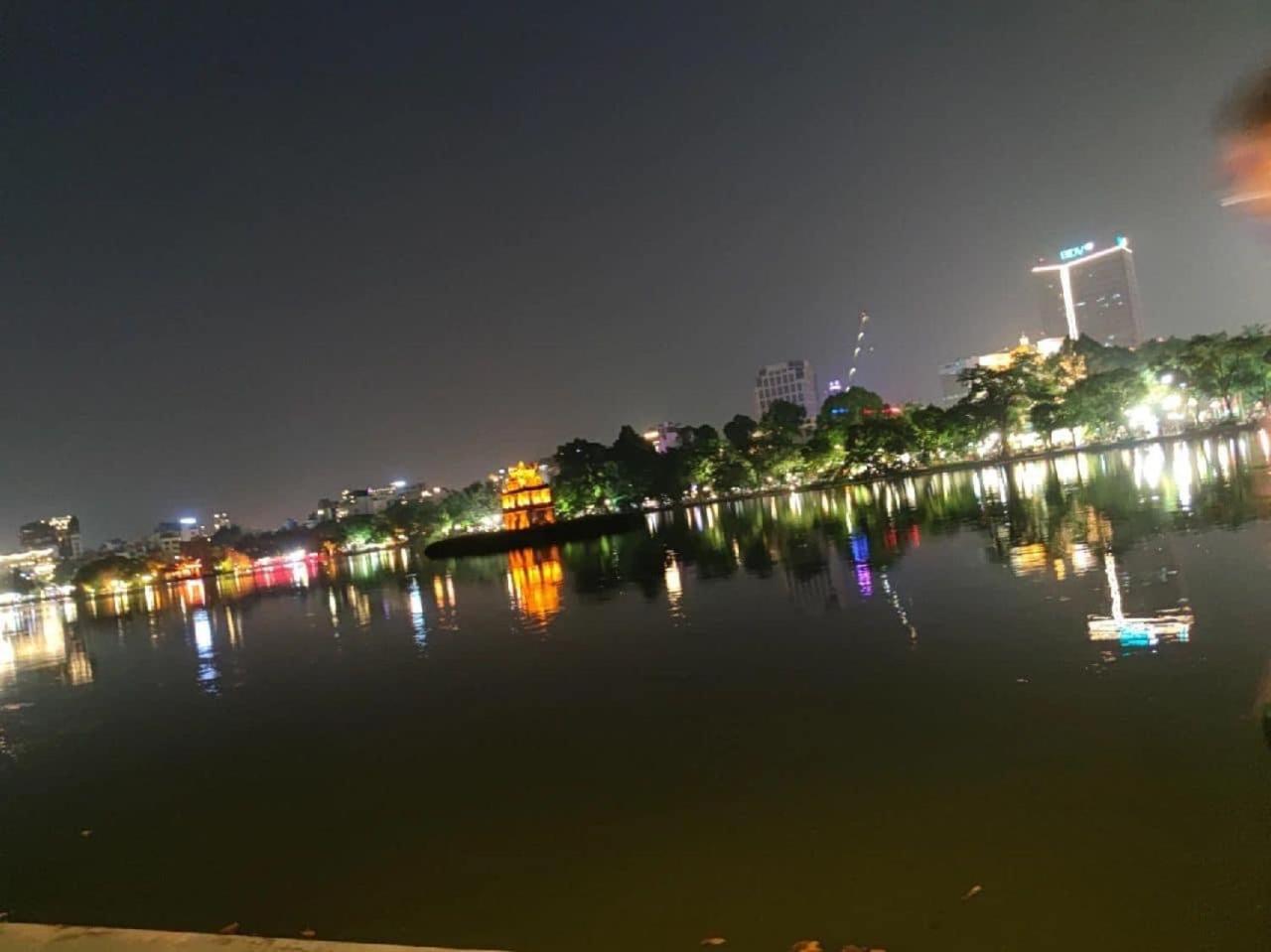 Old Quarter Autumn To Tich Ha Noi