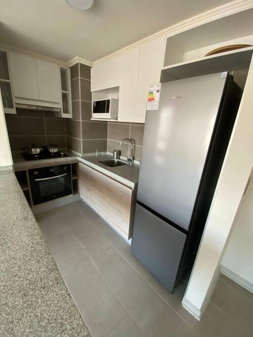 Hermoso Departamento con excelente vista, a pasos de la Quinta Vergara, cercano a Reloj de Flores y Playa Caleta Abarca