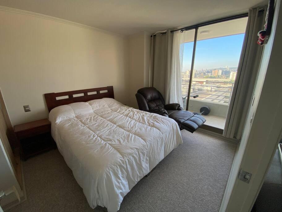 Hermoso Departamento con excelente vista, a pasos de la Quinta Vergara, cercano a Reloj de Flores y Playa Caleta Abarca
