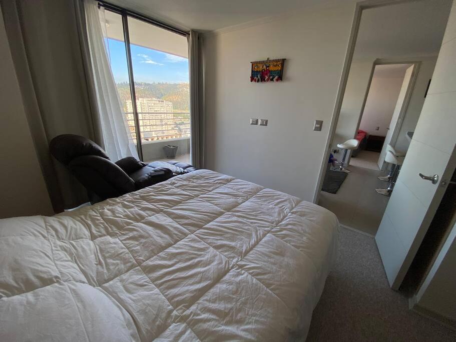 Hermoso Departamento con excelente vista, a pasos de la Quinta Vergara, cercano a Reloj de Flores y Playa Caleta Abarca
