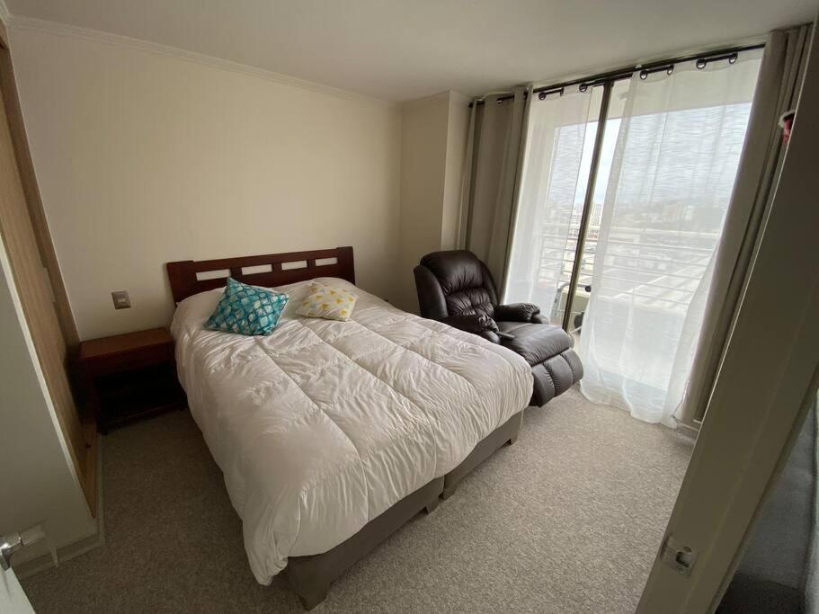 Hermoso Departamento con excelente vista, a pasos de la Quinta Vergara, cercano a Reloj de Flores y Playa Caleta Abarca