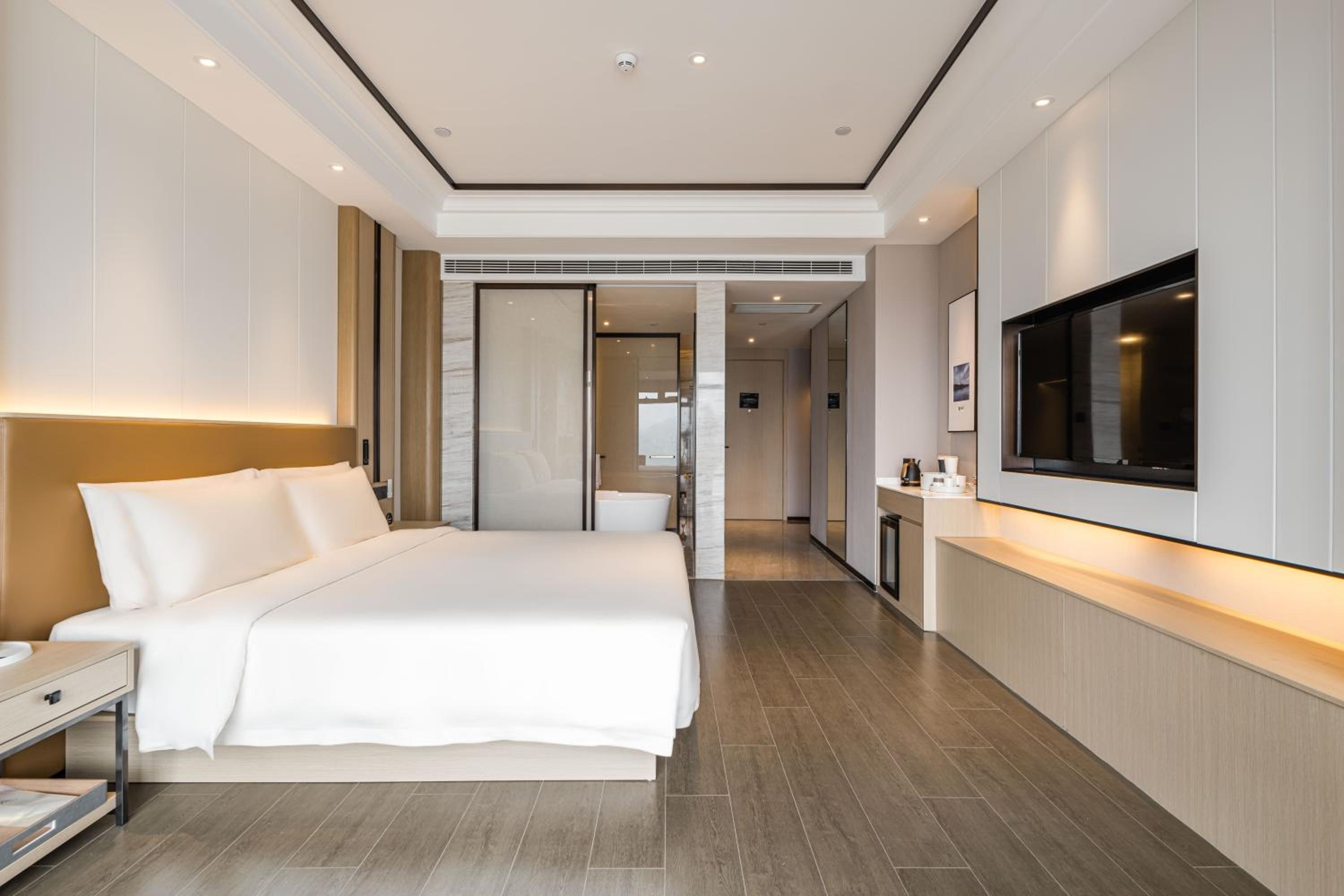 Atour Hotel Tonglu Fuchunjiang