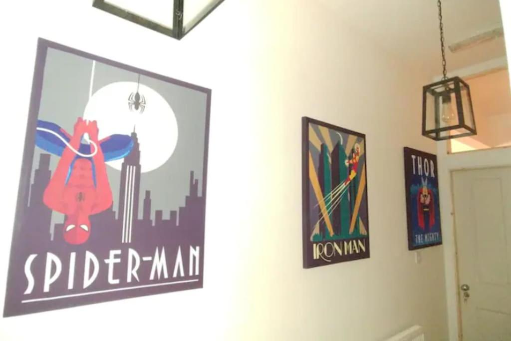 Large 2 Bedroom City Centre Apartment + Parking view 3