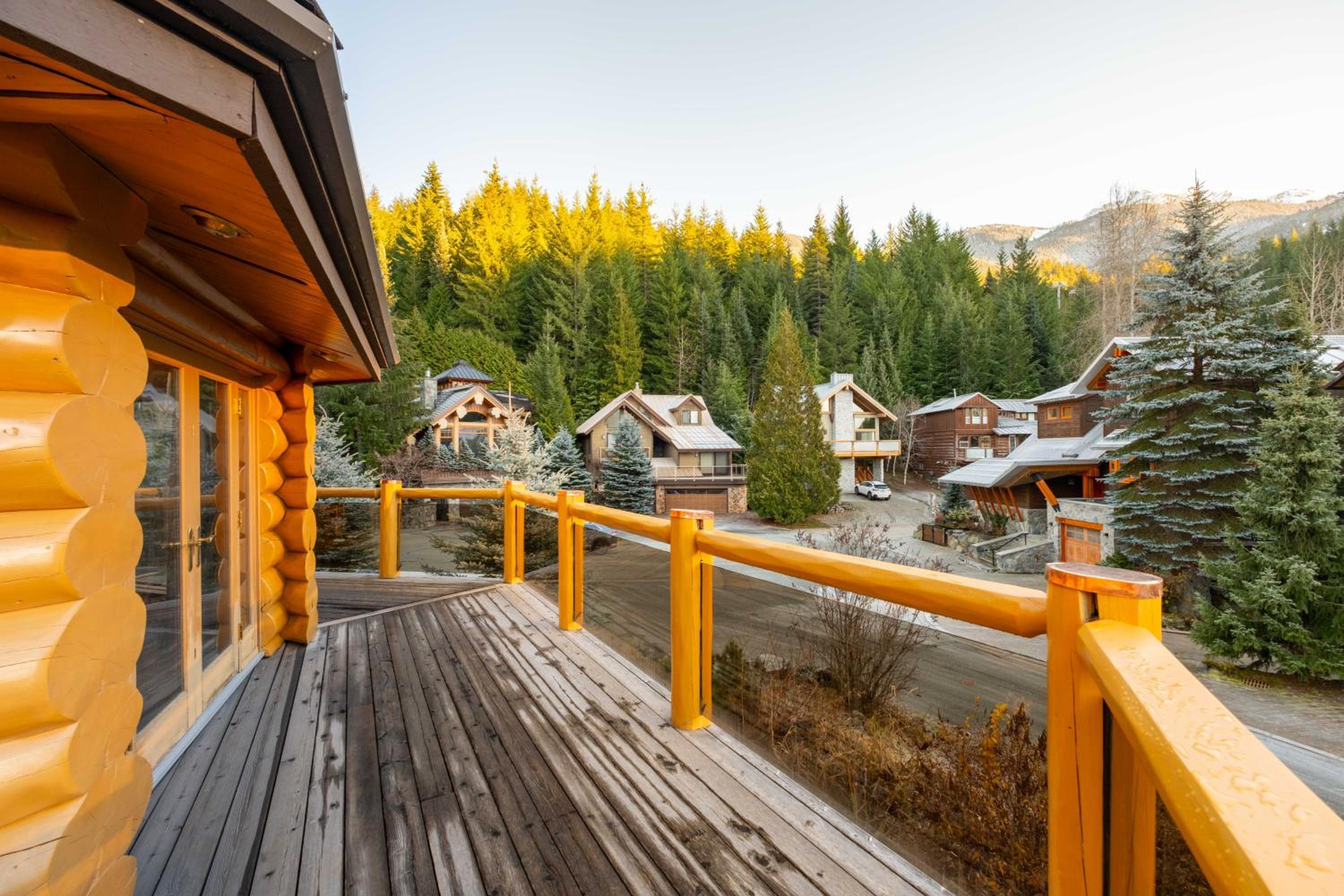 Snowridge Chalet by Outpost Whistler