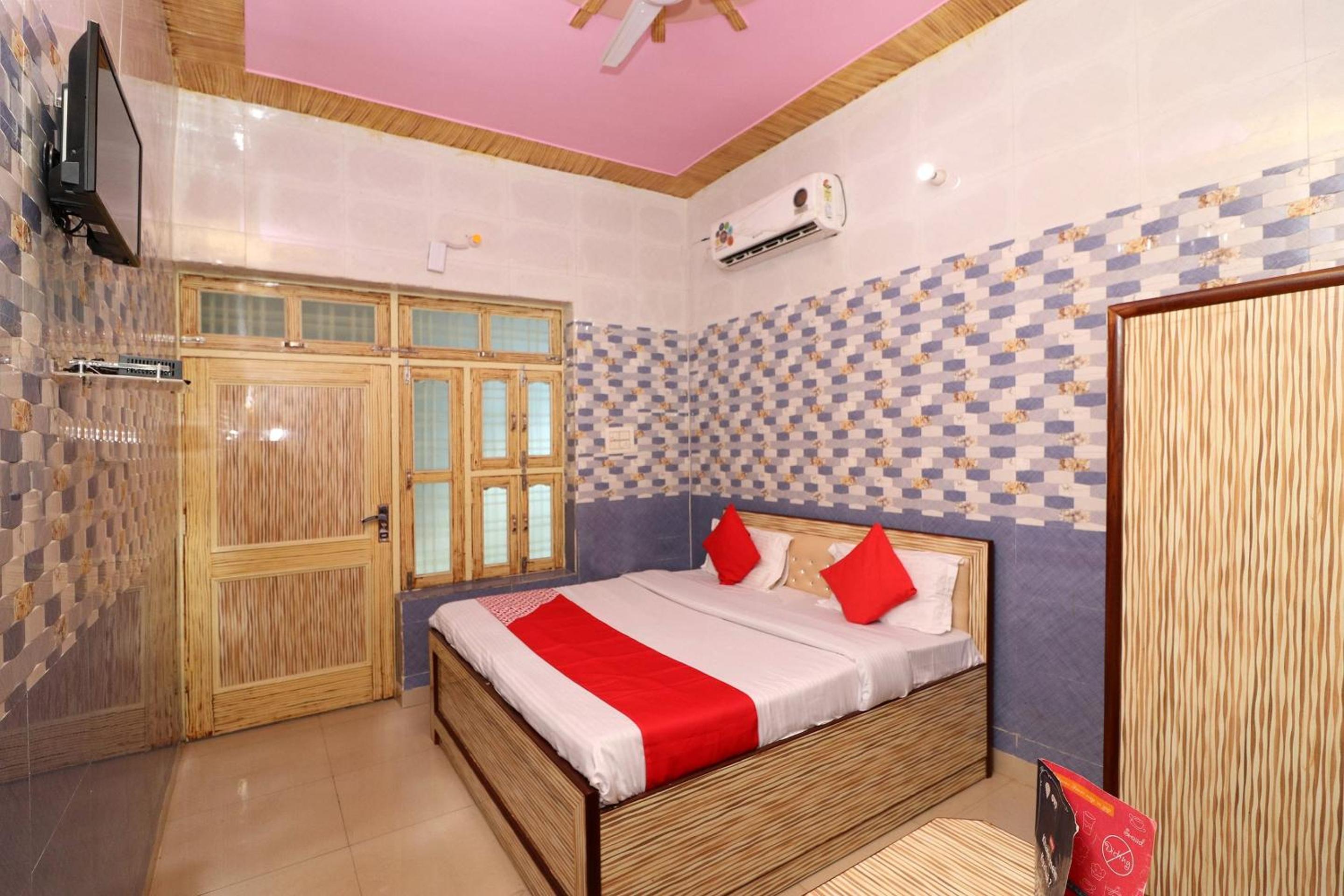 Hotel O CH. JYOTI HOTEL & Restaurant view 5