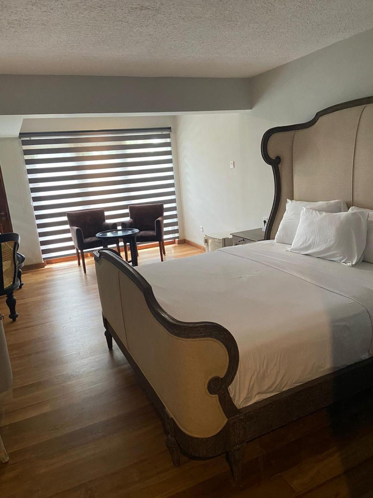 The Deer Park Hotel