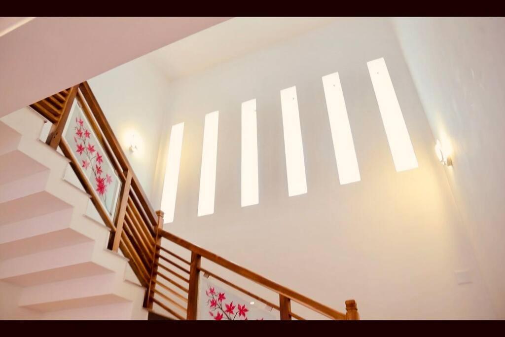Spacious & Comfortable Home Stay ! view 5