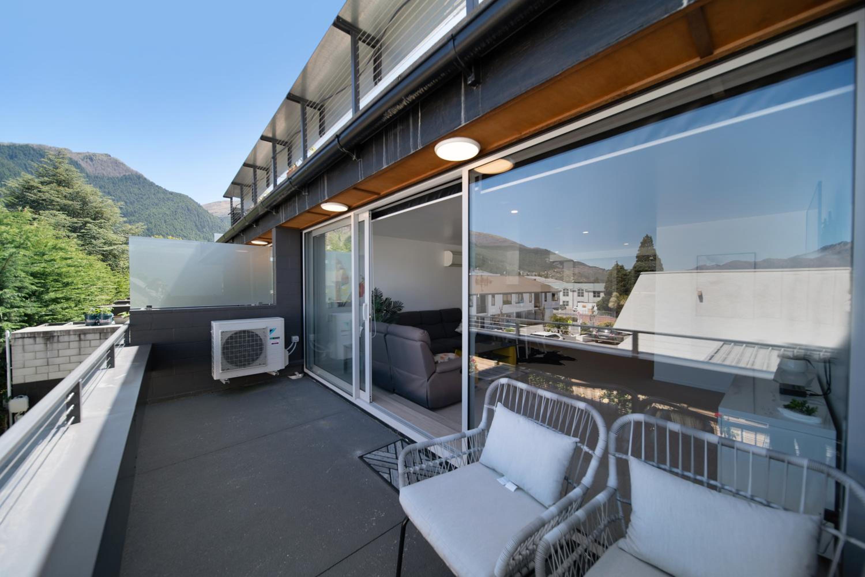 Wynter Apartments