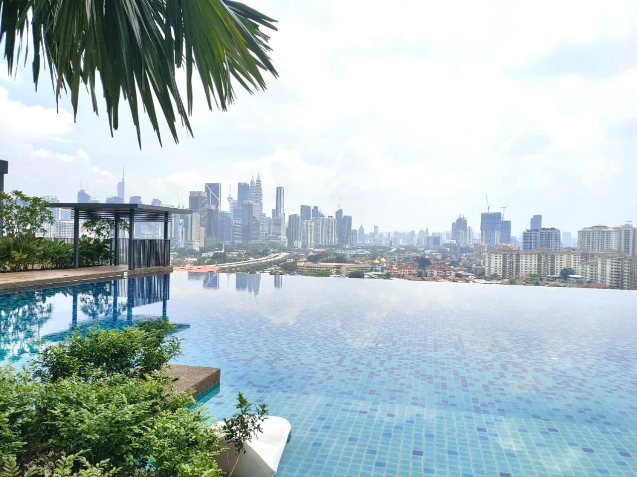 Datum Jelatek - KLCC Sky Ring Linked To LRT & Mall by AwNa