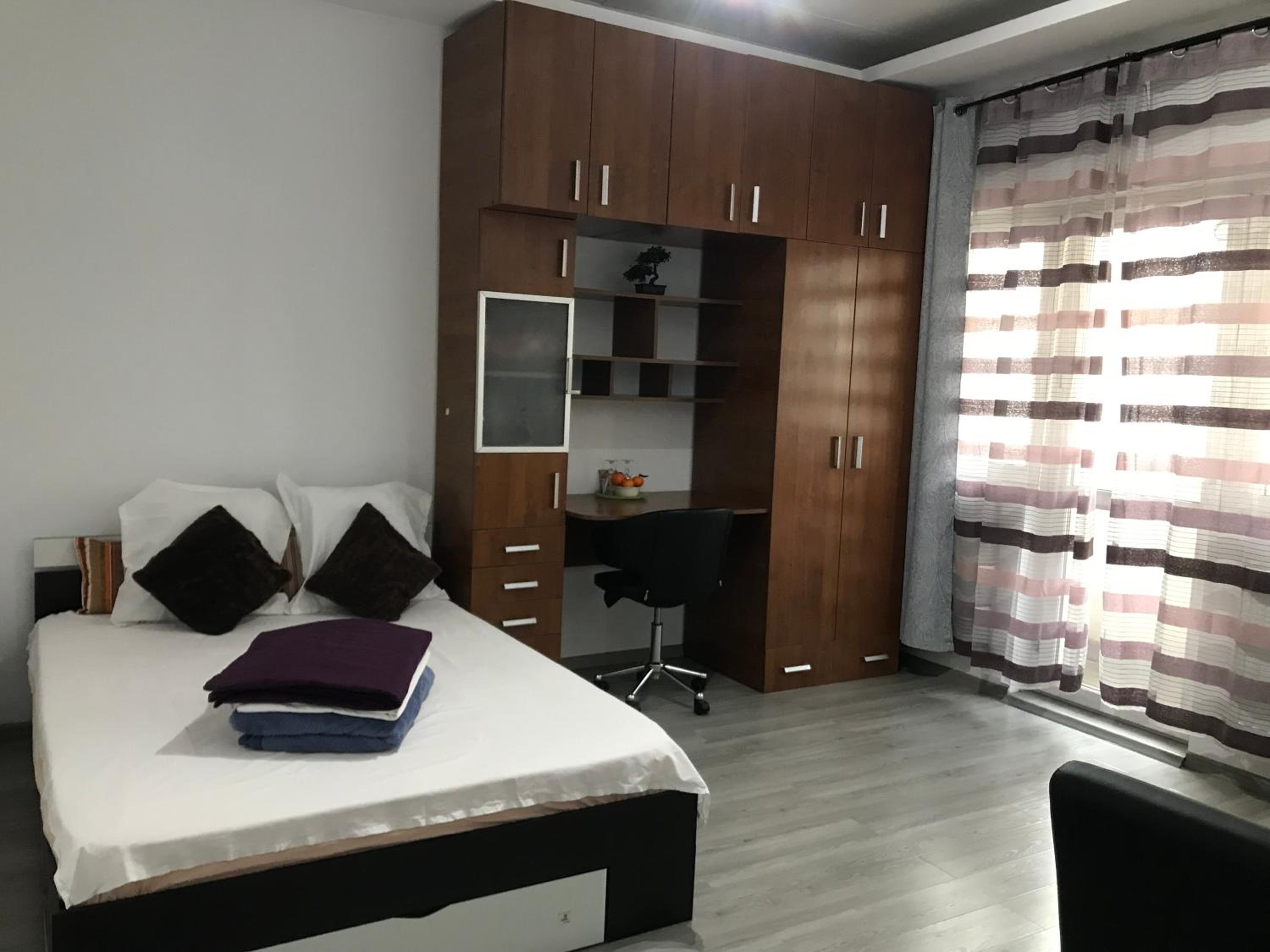 Stefan cel Mare-Central Room view 4