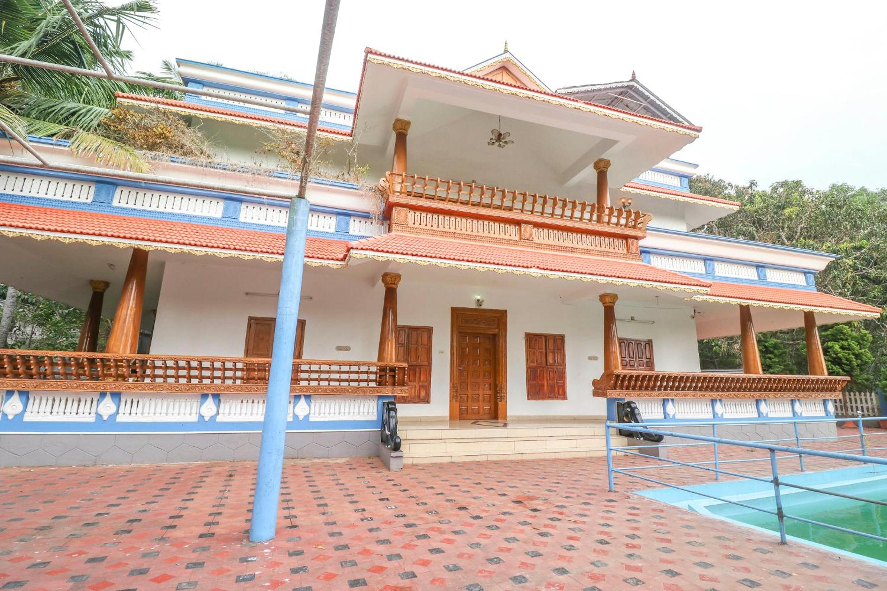 Hotel O Green Villa