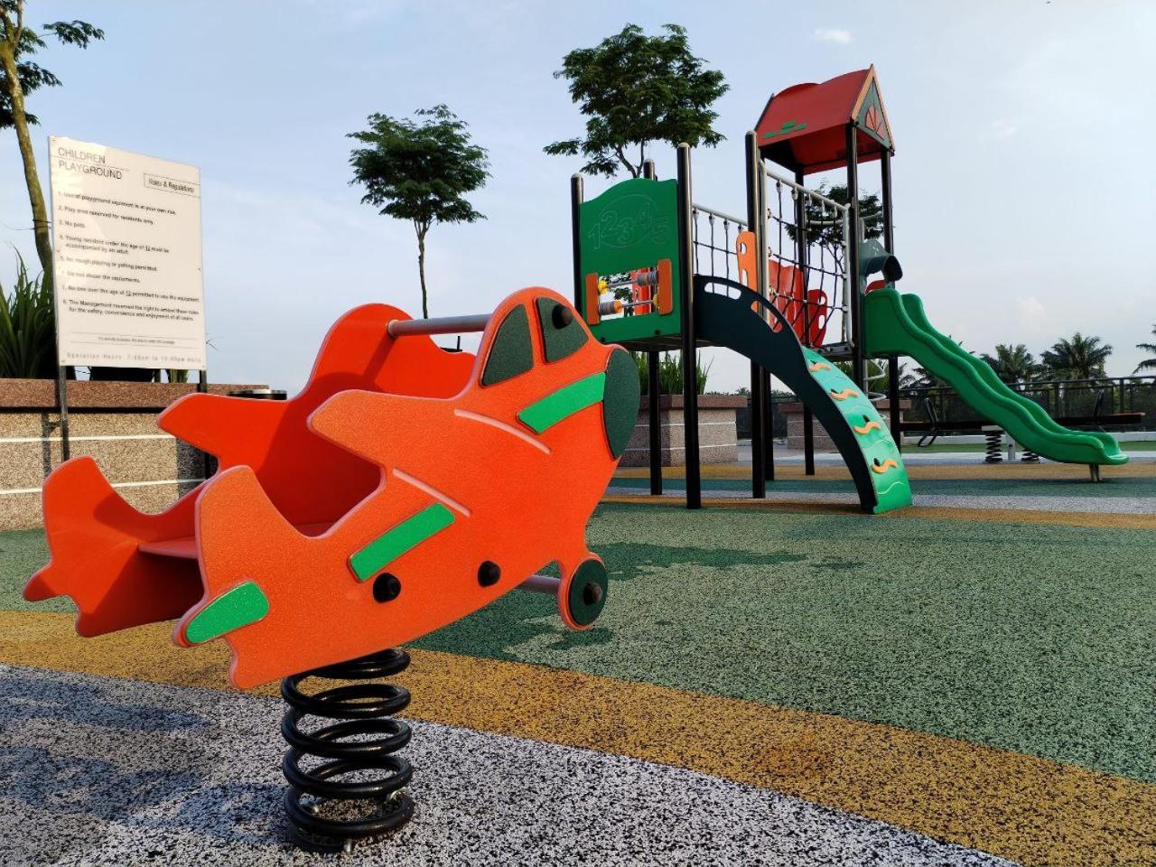 Camellia Residence ForestView Seri Austin Johor Bahru Near Eco Palladium by Harmony Homestay