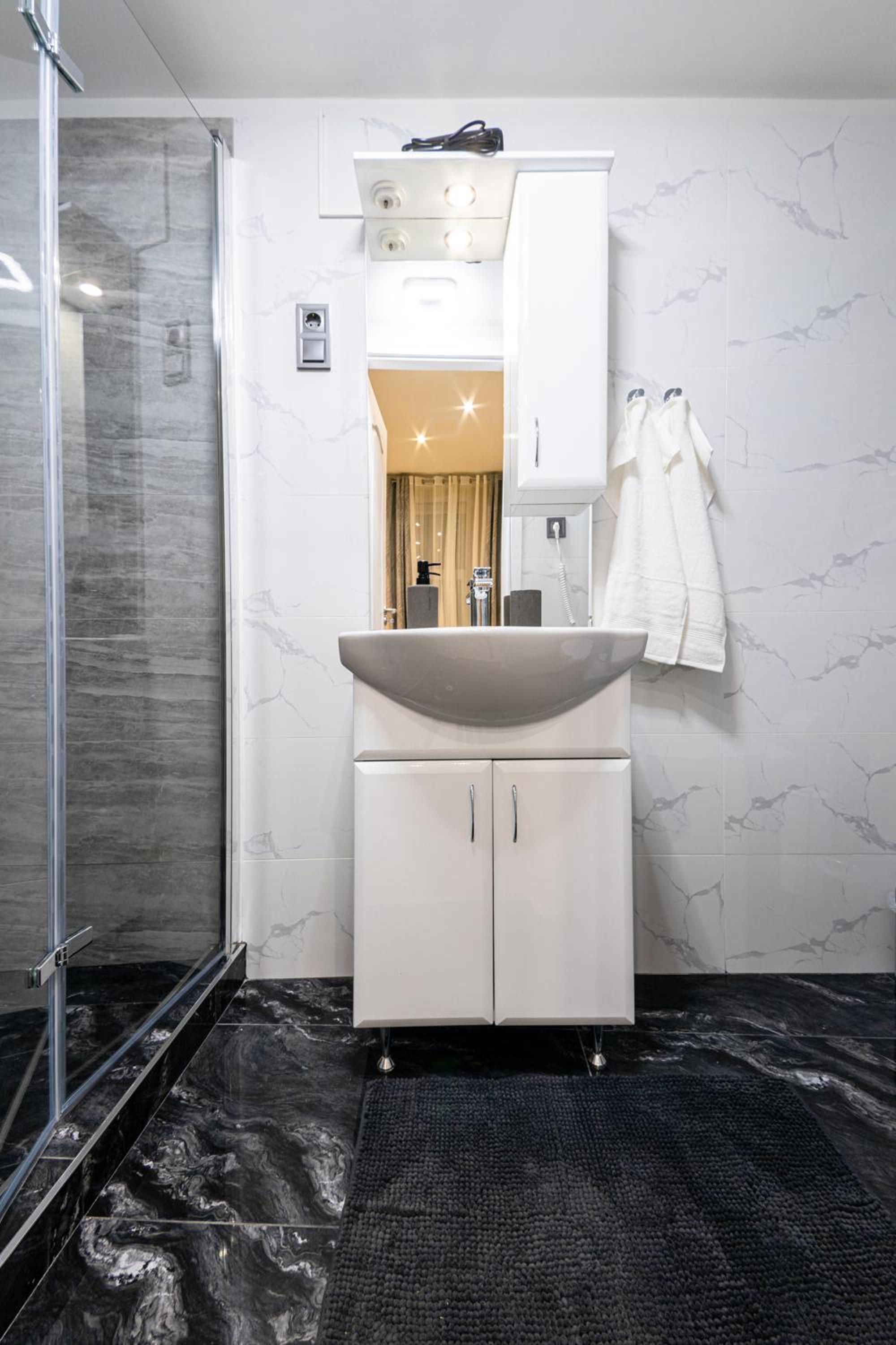 GrigorasNCo Studio Apartments
