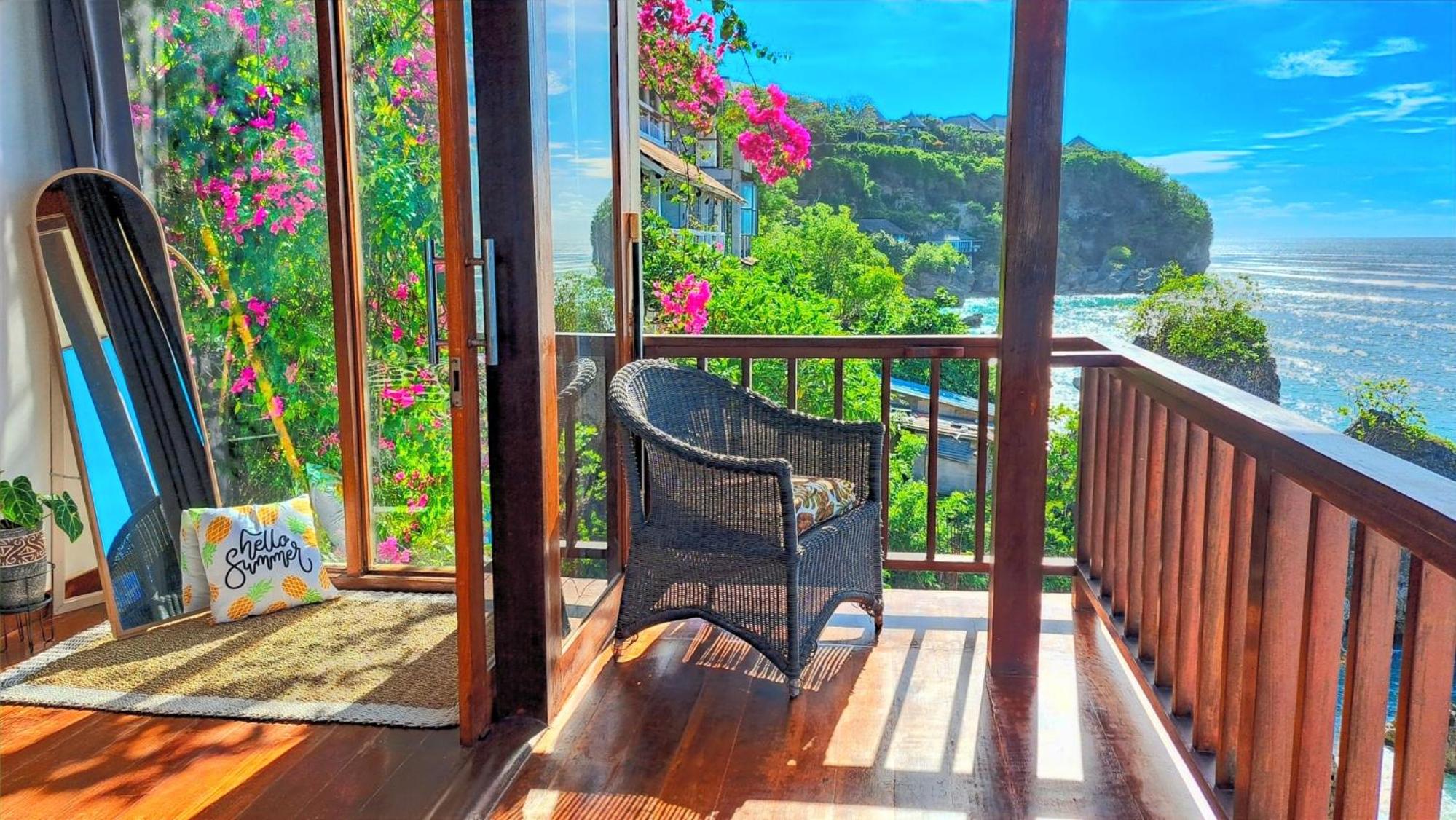 Bingin Beach House